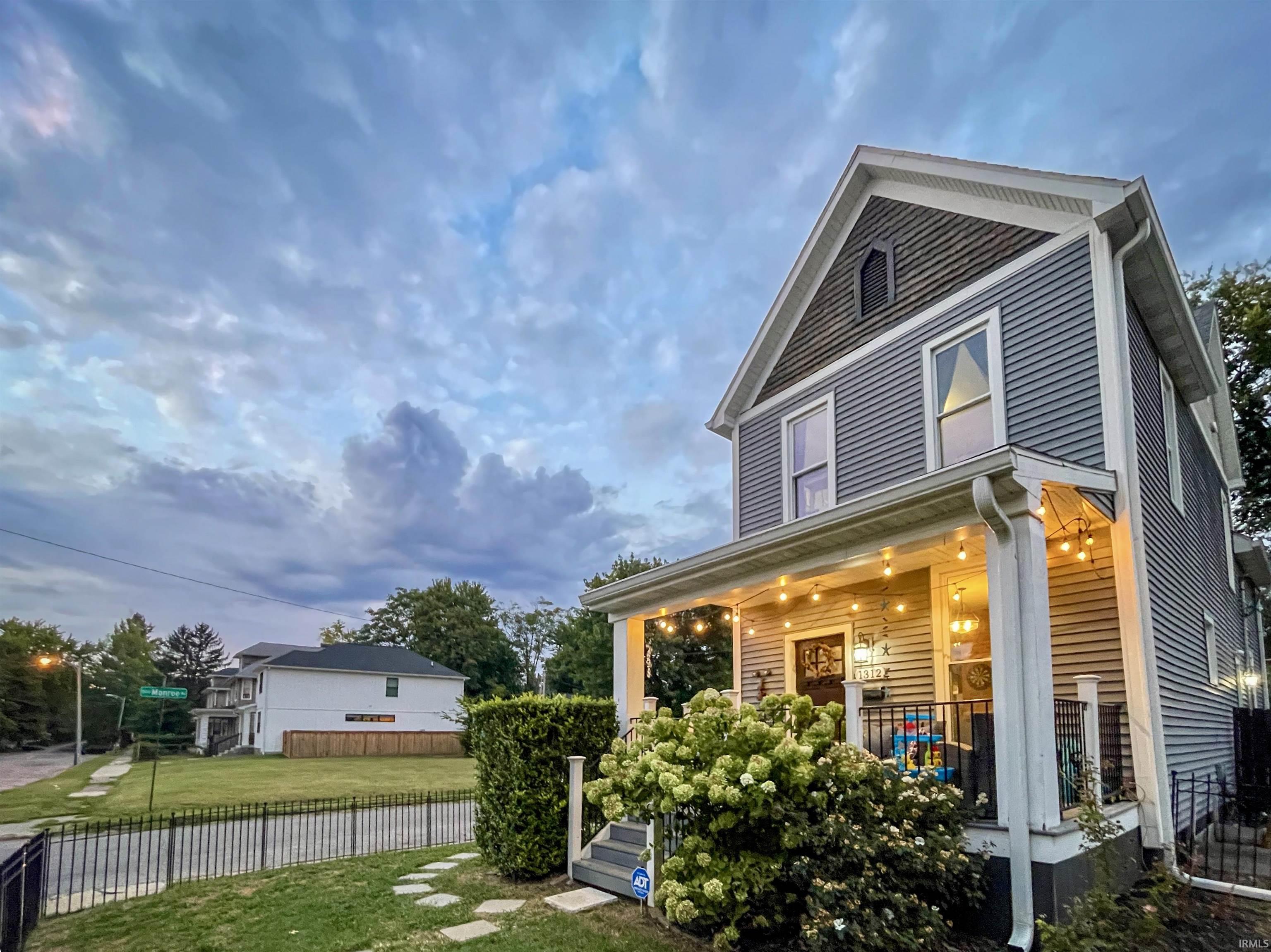 Homes for sale in Evansville, IN | 1312 Parrett St, Evansville, IN 47713 | MLS# 202535470