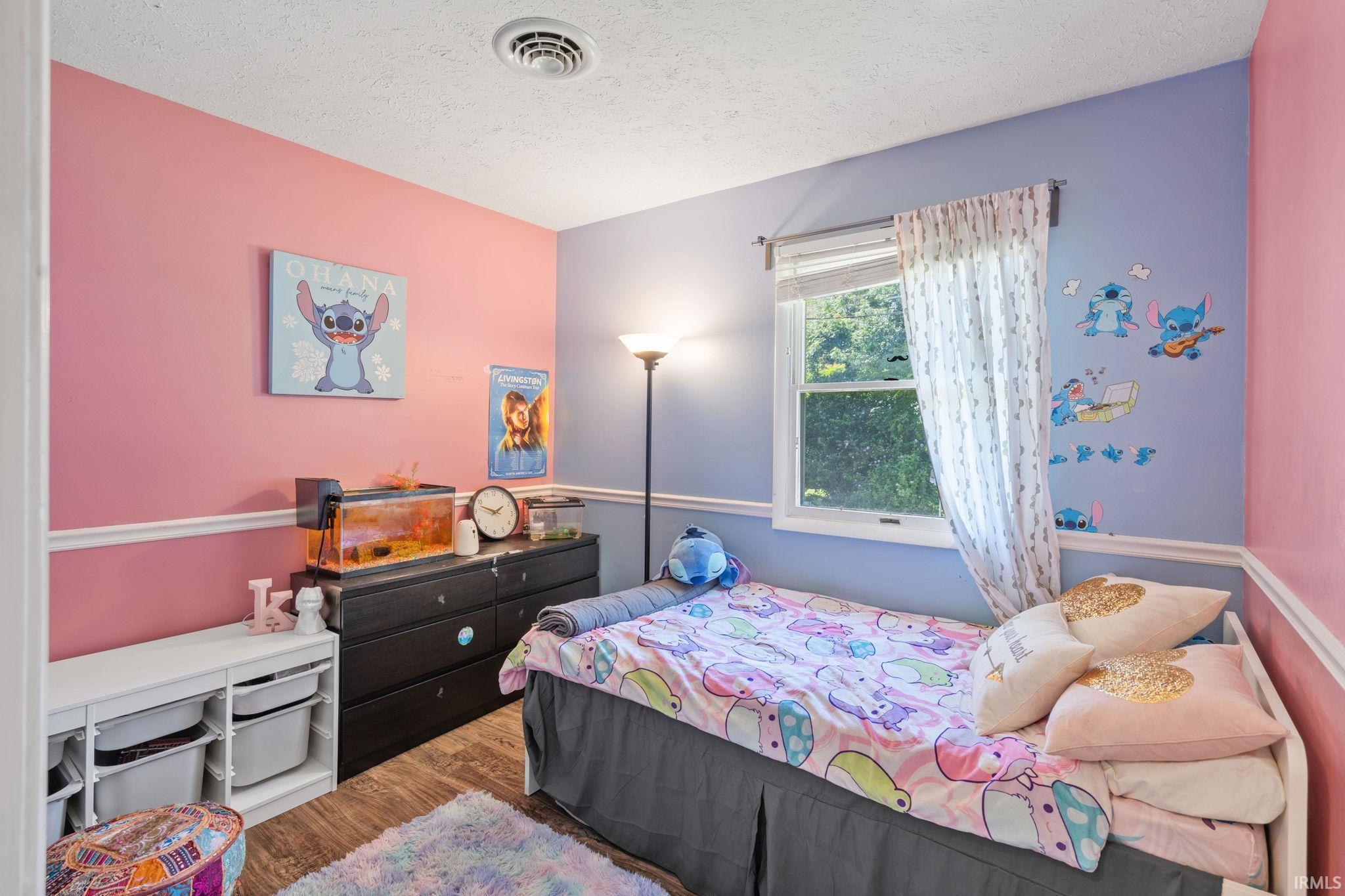 402 Kings Court