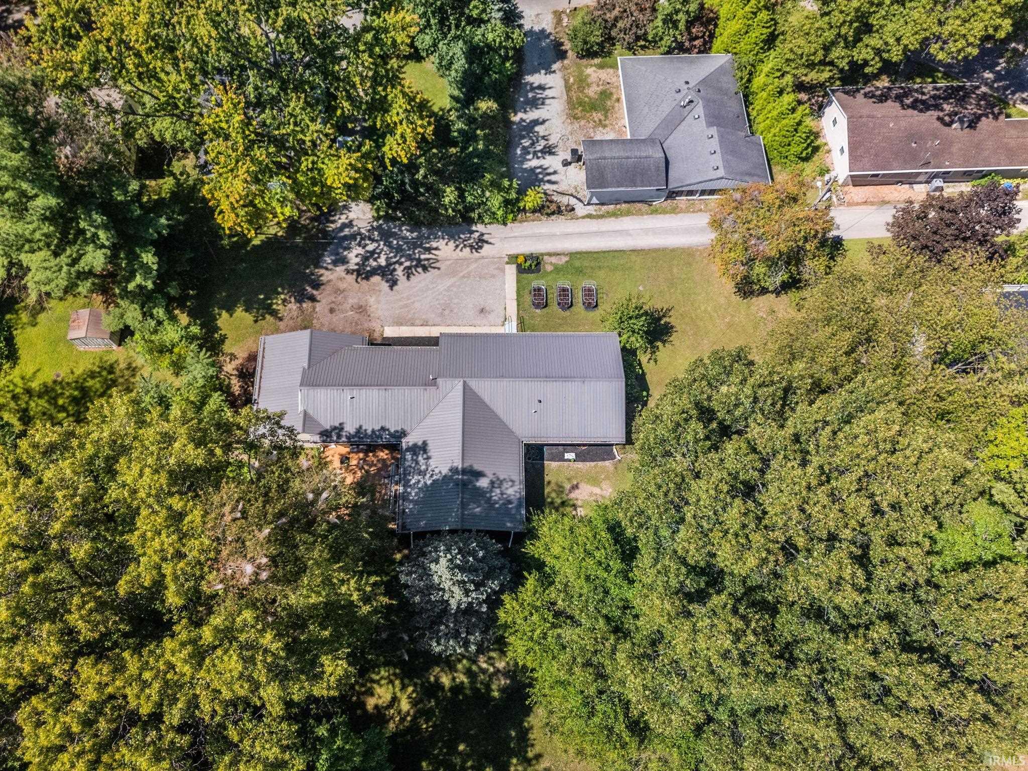 402 Kings Court