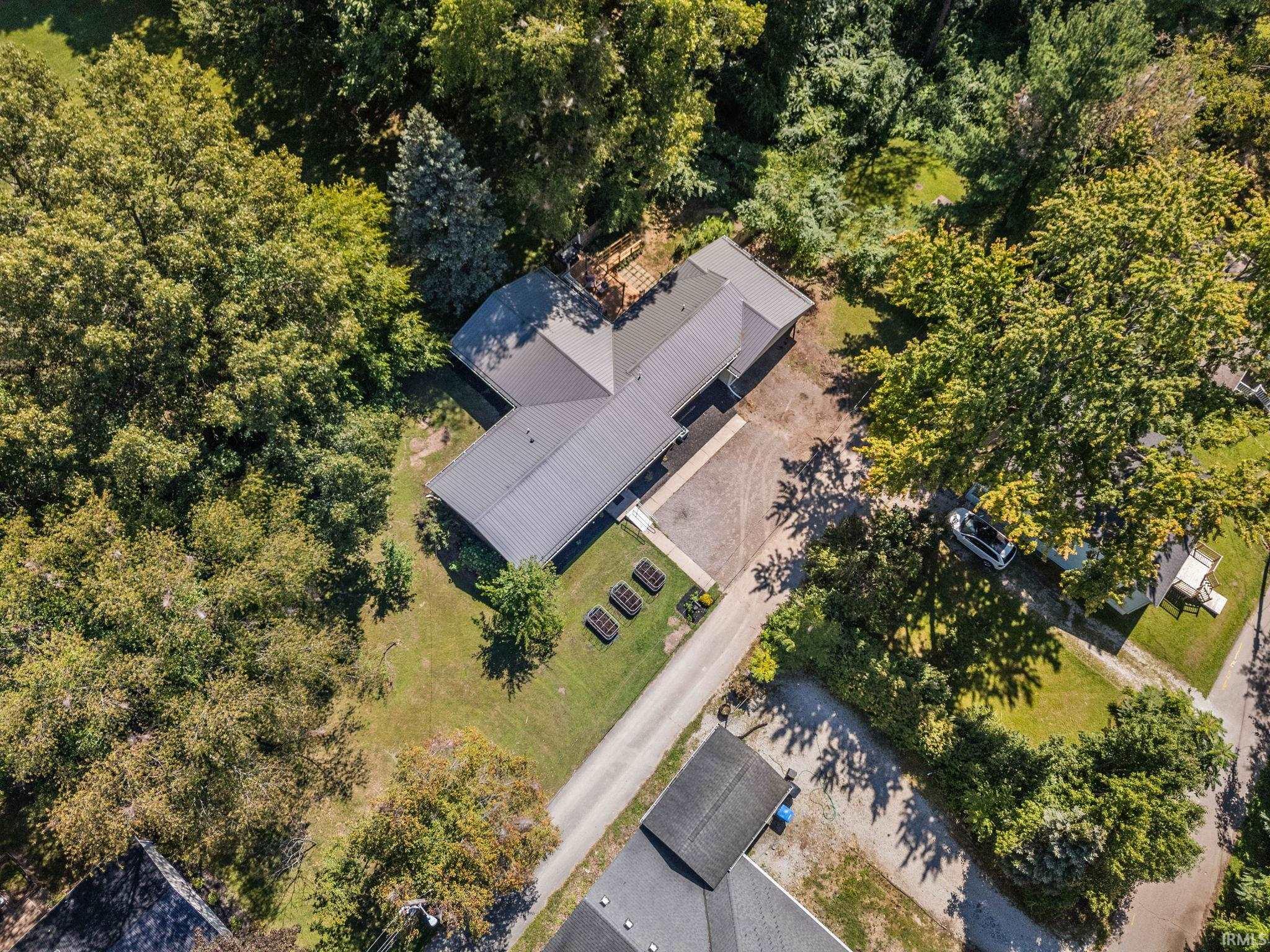 402 Kings Court