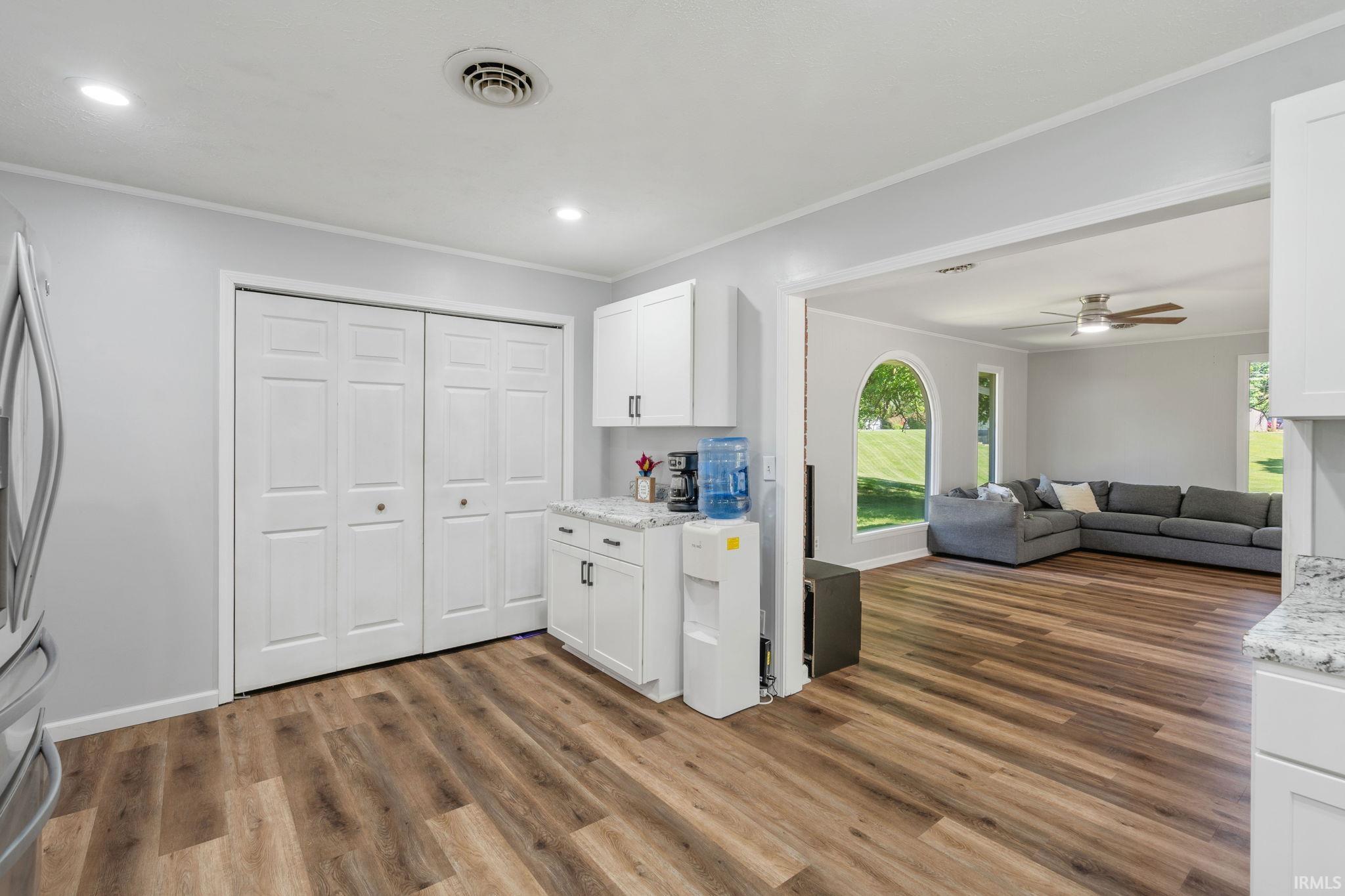402 Kings Court