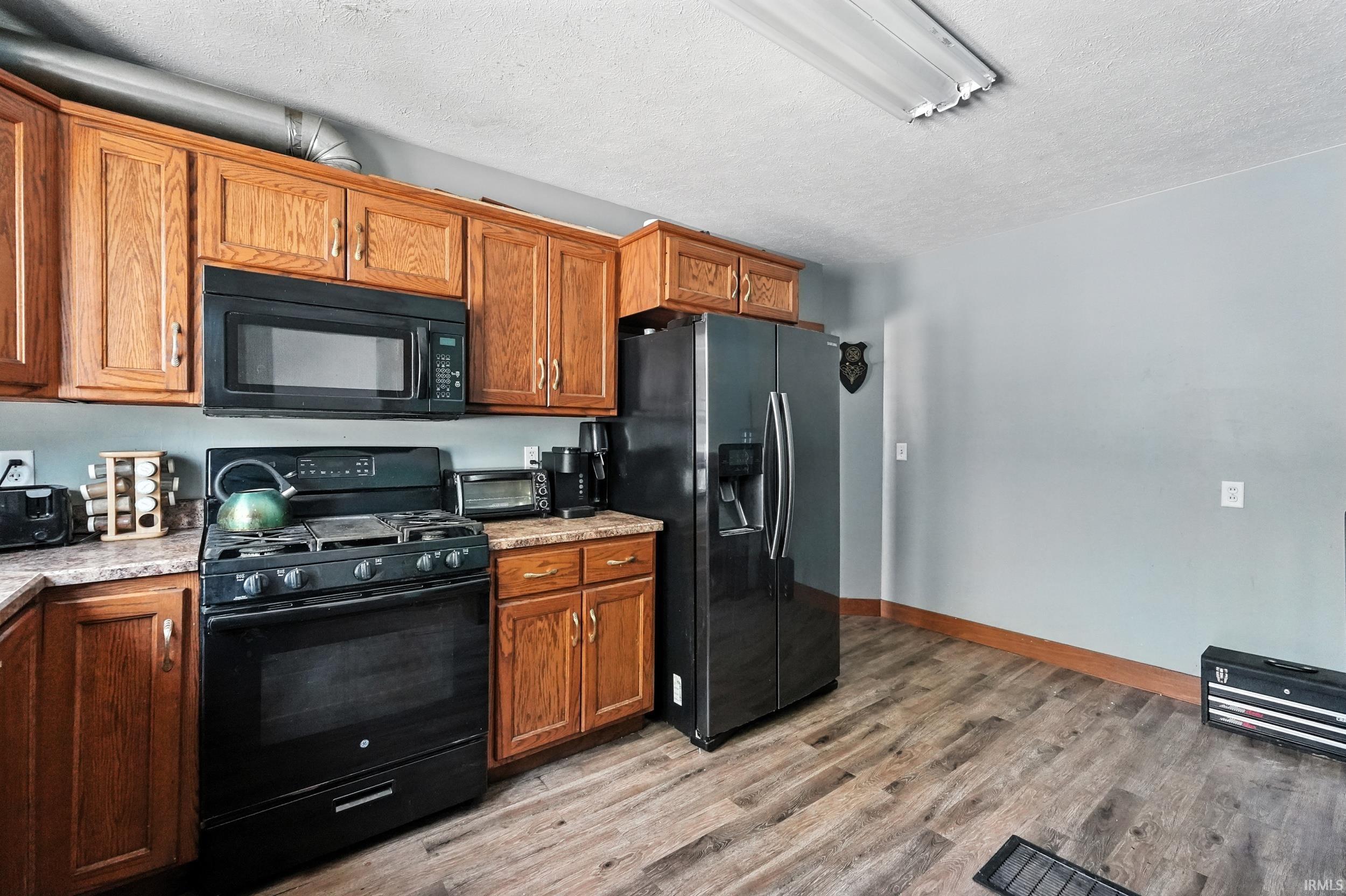 Photo 7 of 506 S Detroit Street