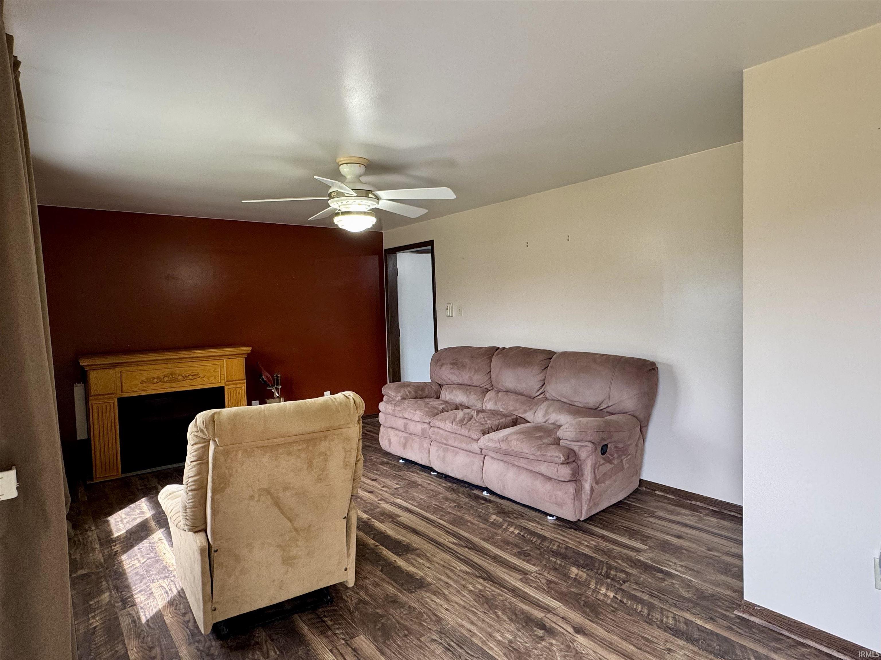 Photo 6 of 1513 Avon Place