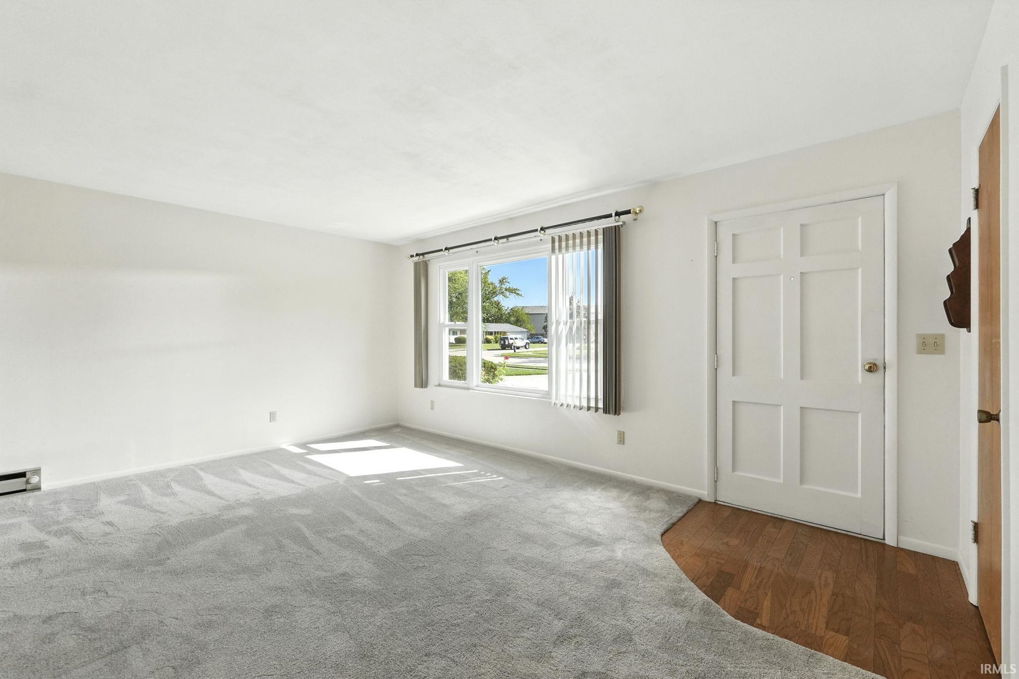 Photo 5 of 6015 Yellowstone Drive