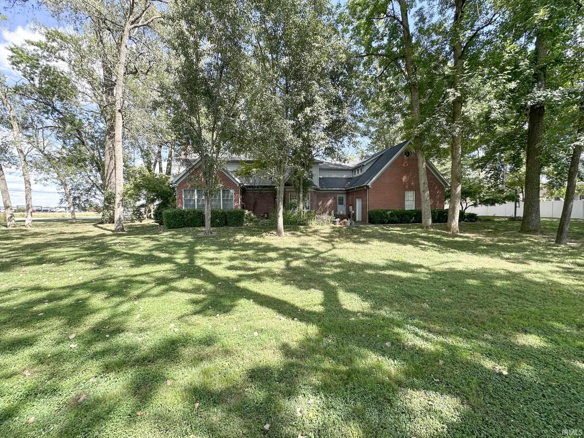 Homes for sale in Newburgh, IN | 4011 Frame Rd, Newburgh, IN 47630 | MLS# 202535899