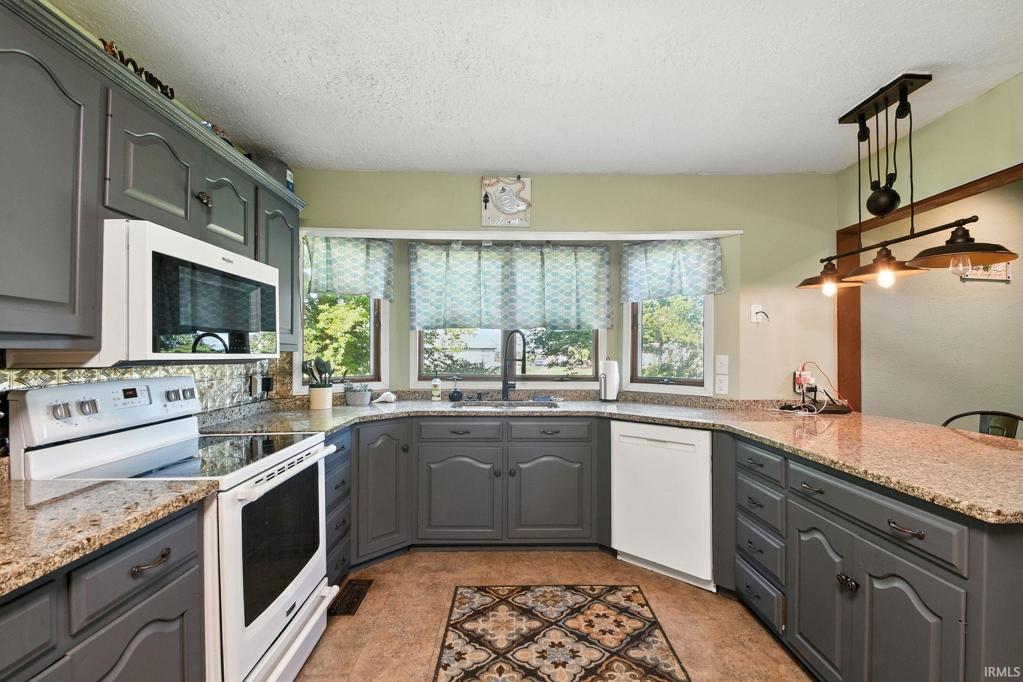 Homes for sale in Michigantown, IN | 5371 E 500 N Rd, Michigantown, IN 46057 | MLS# 202535910