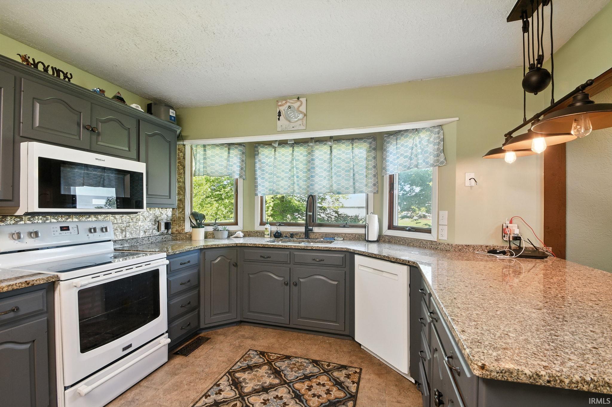 Homes for sale in Michigantown, IN | 5371 E 500 N Rd, Michigantown, IN 46057 | MLS# 202535910