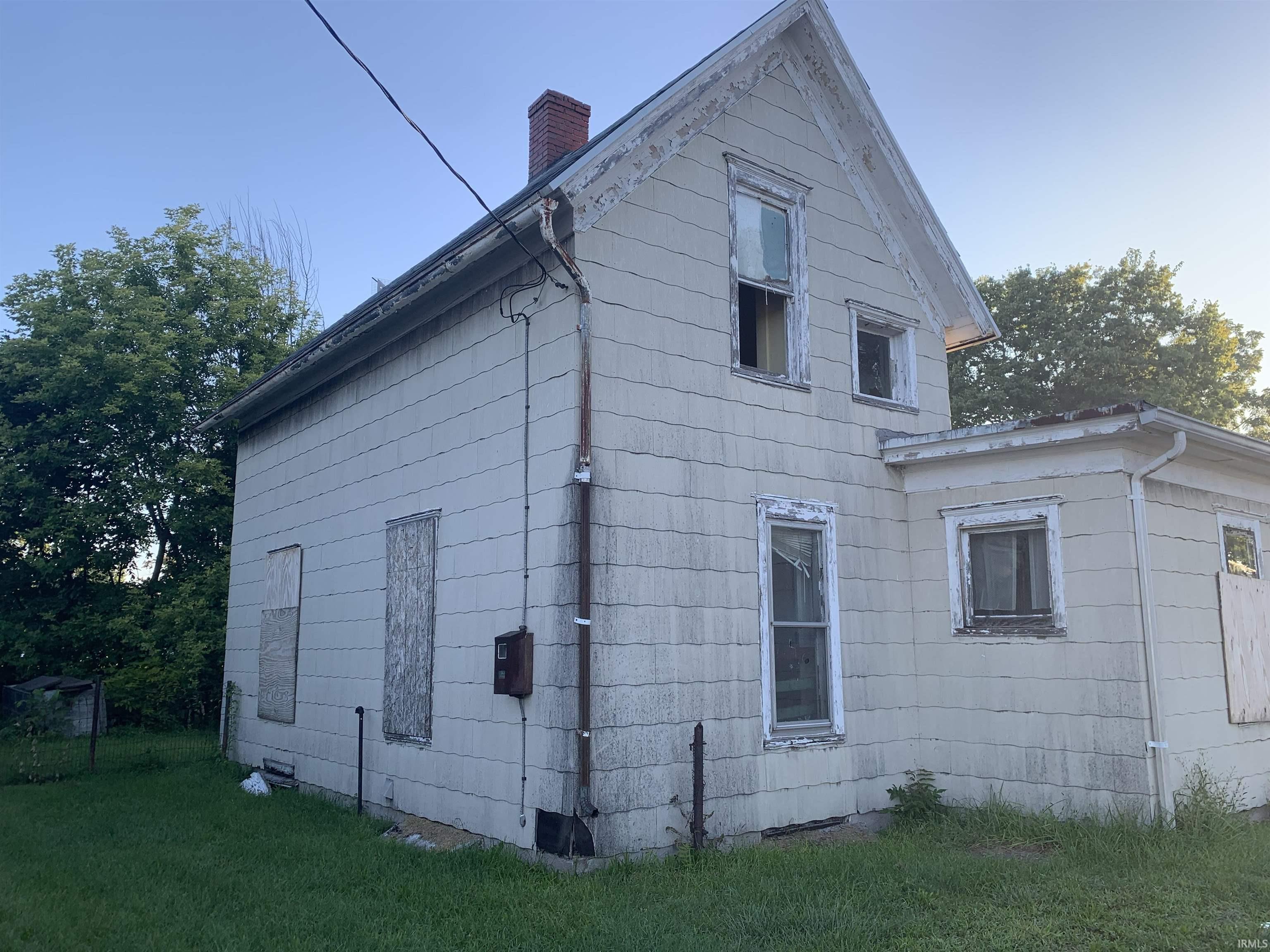 Homes for sale in Mishawaka, IN | 530 W 5Th St, Mishawaka, IN 46544 | MLS# 202535933