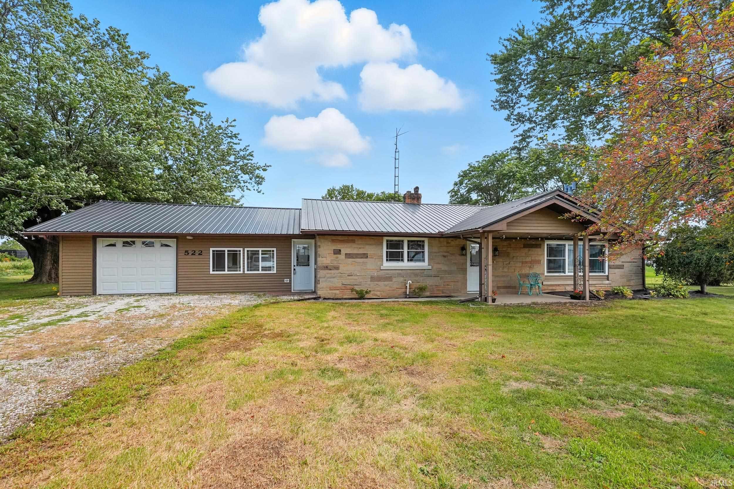 Photo 22 of 522 N MAIN Street