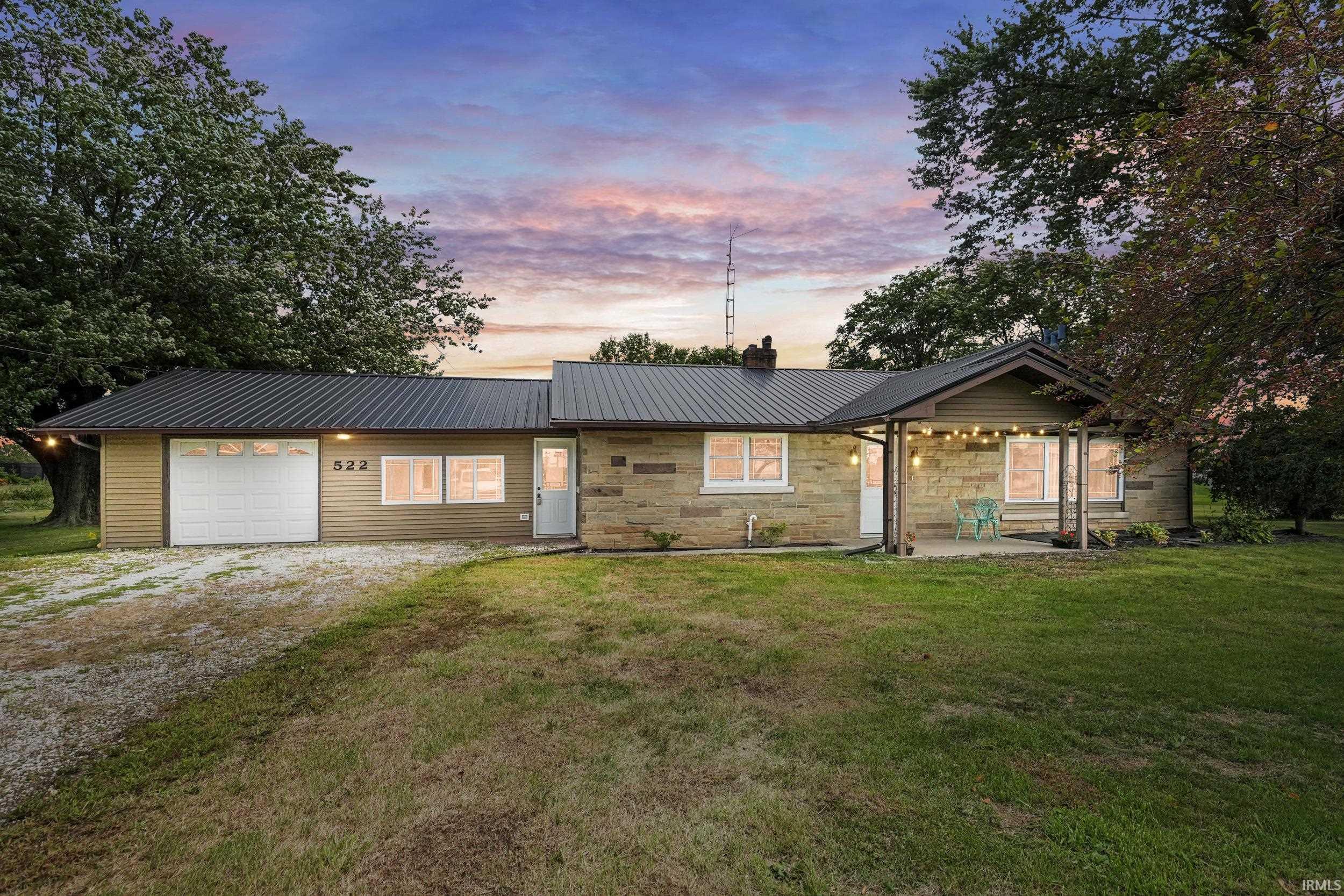 Photo 27 of 522 N MAIN Street