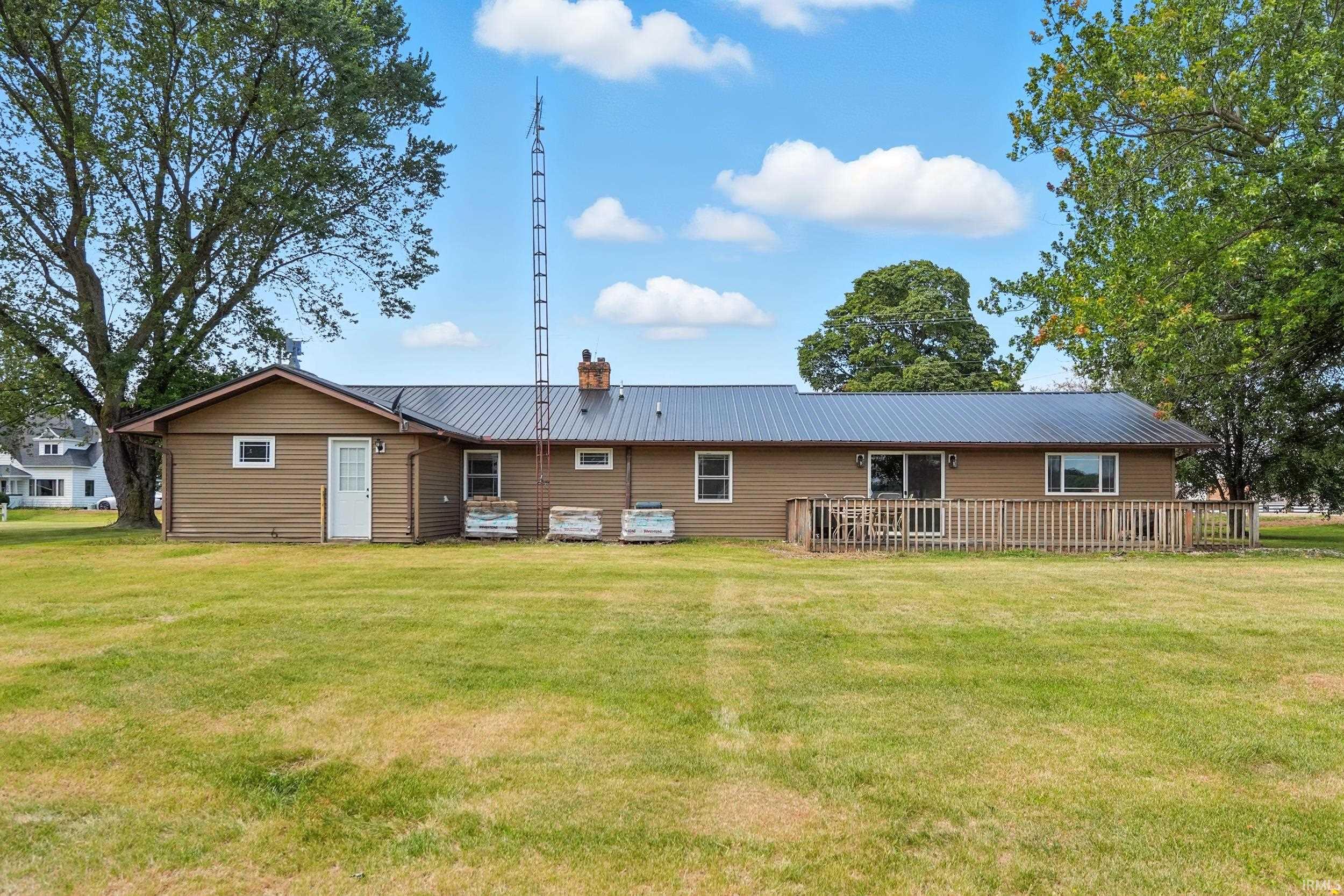 Photo 33 of 522 N MAIN Street