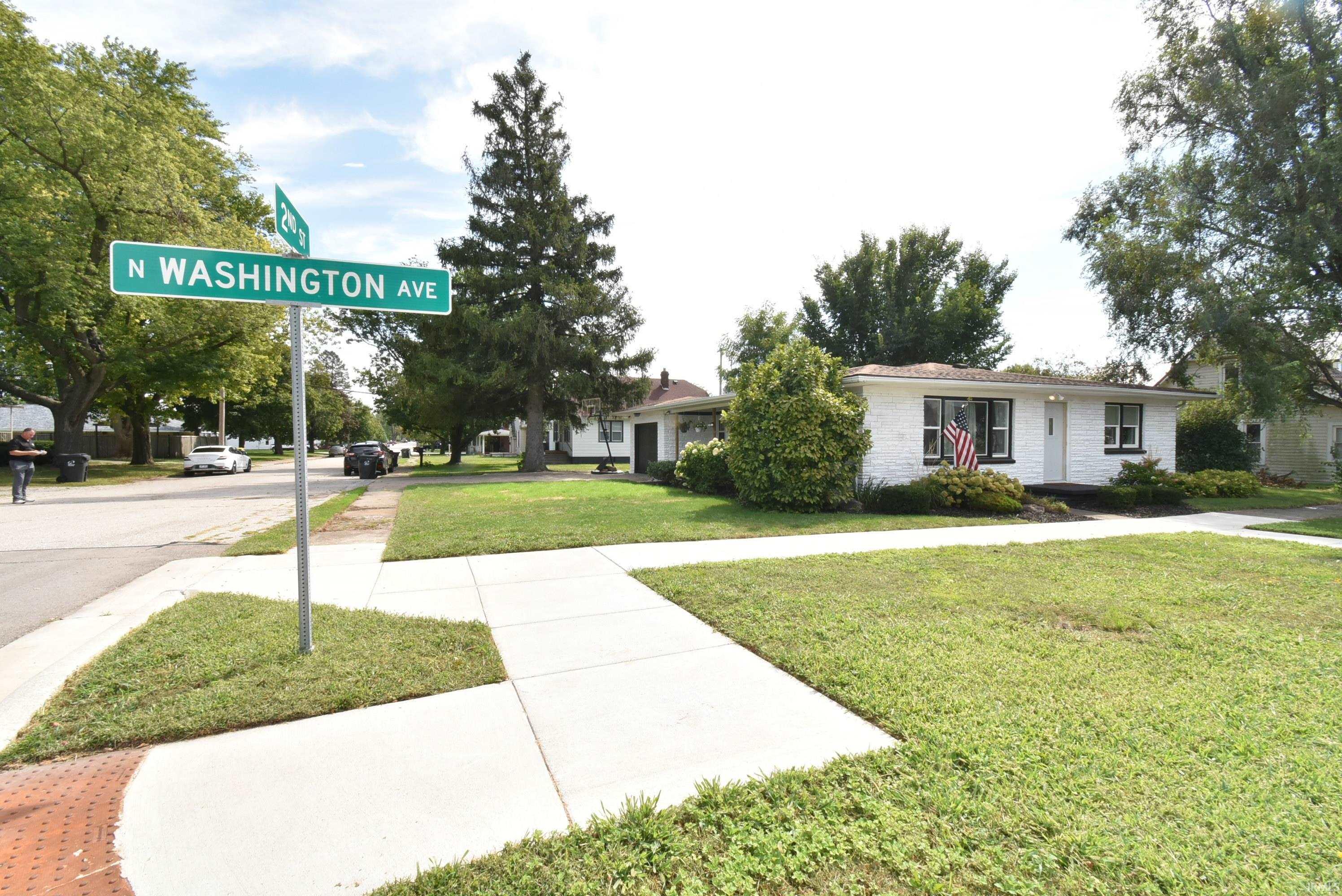 Homes for sale in Fowler, IN | 307 N Washington Ave, Fowler, IN 47944 | MLS# 202536037