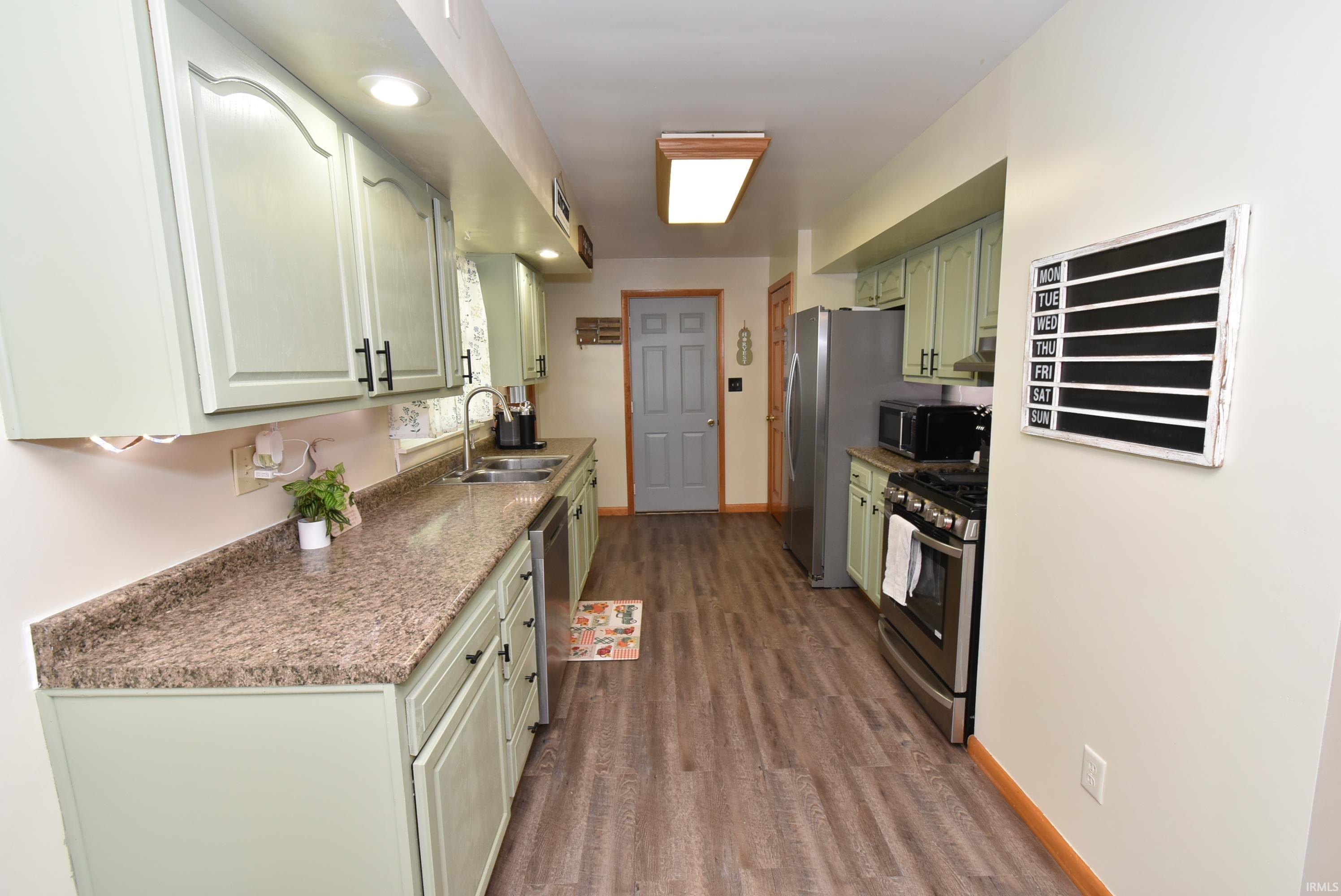 Homes for sale in Fowler, IN | 307 N Washington Ave, Fowler, IN 47944 | MLS# 202536037