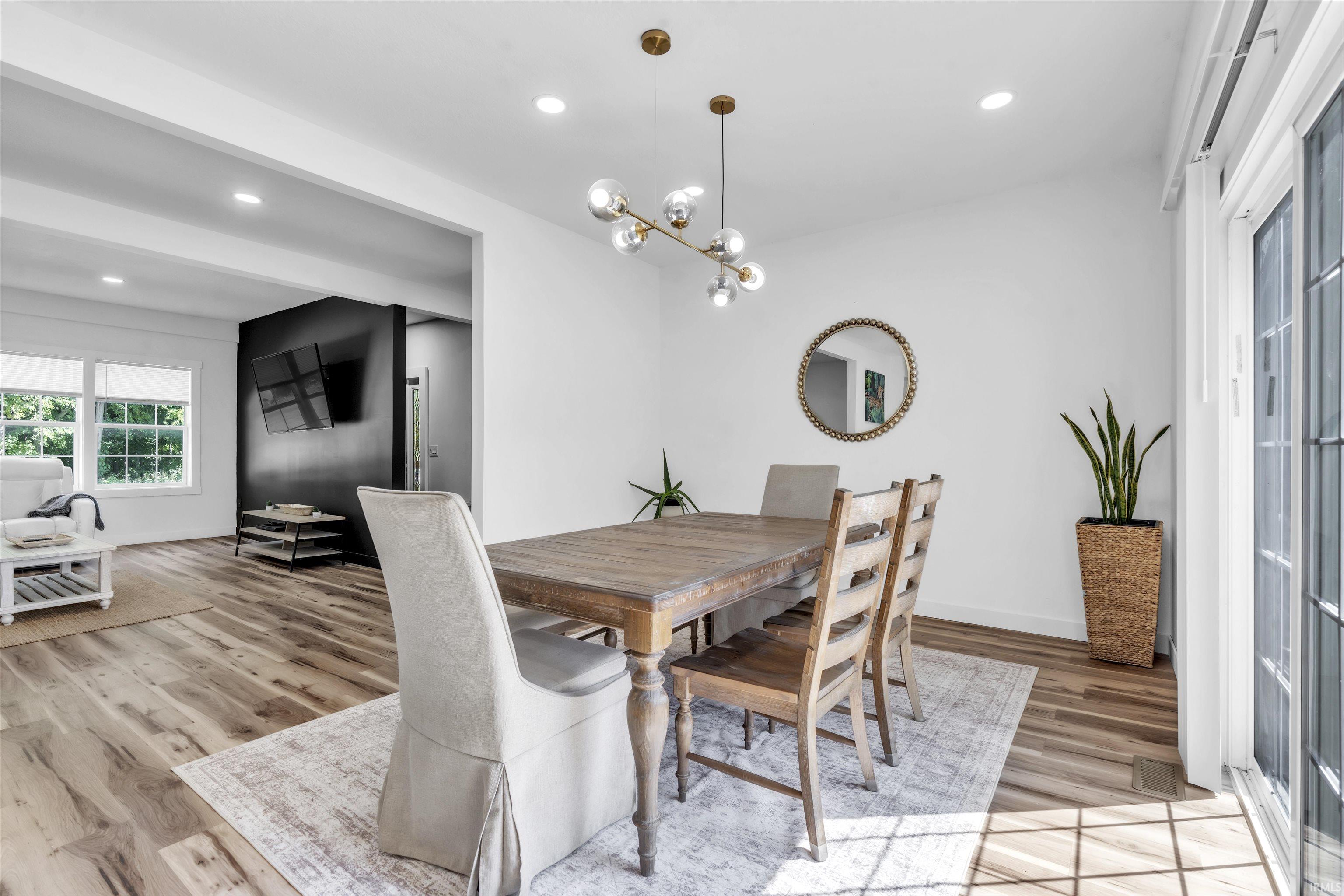 Photo 13 of 808 Johnson Street