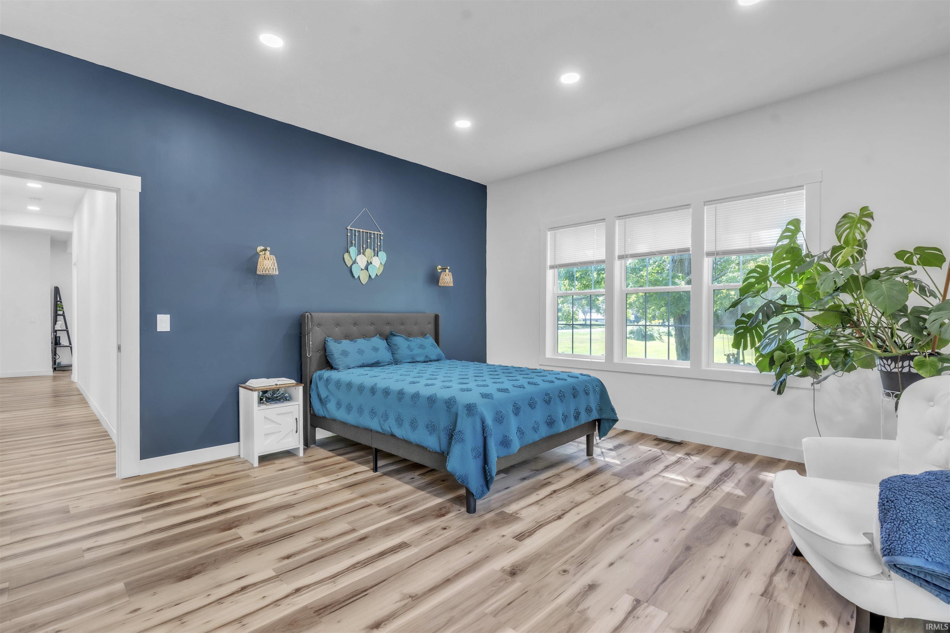 Photo 19 of 808 Johnson Street