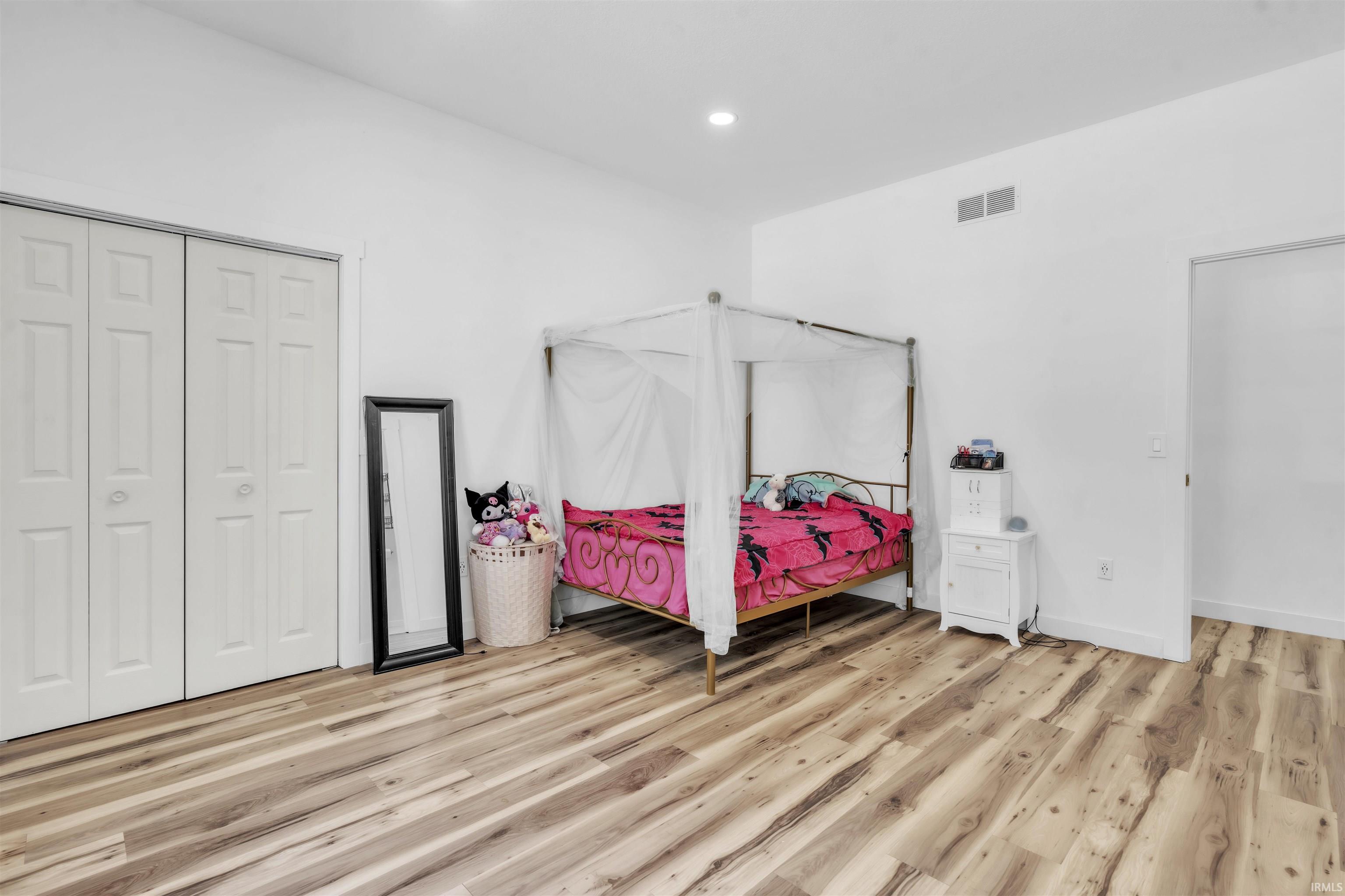 Photo 21 of 808 Johnson Street