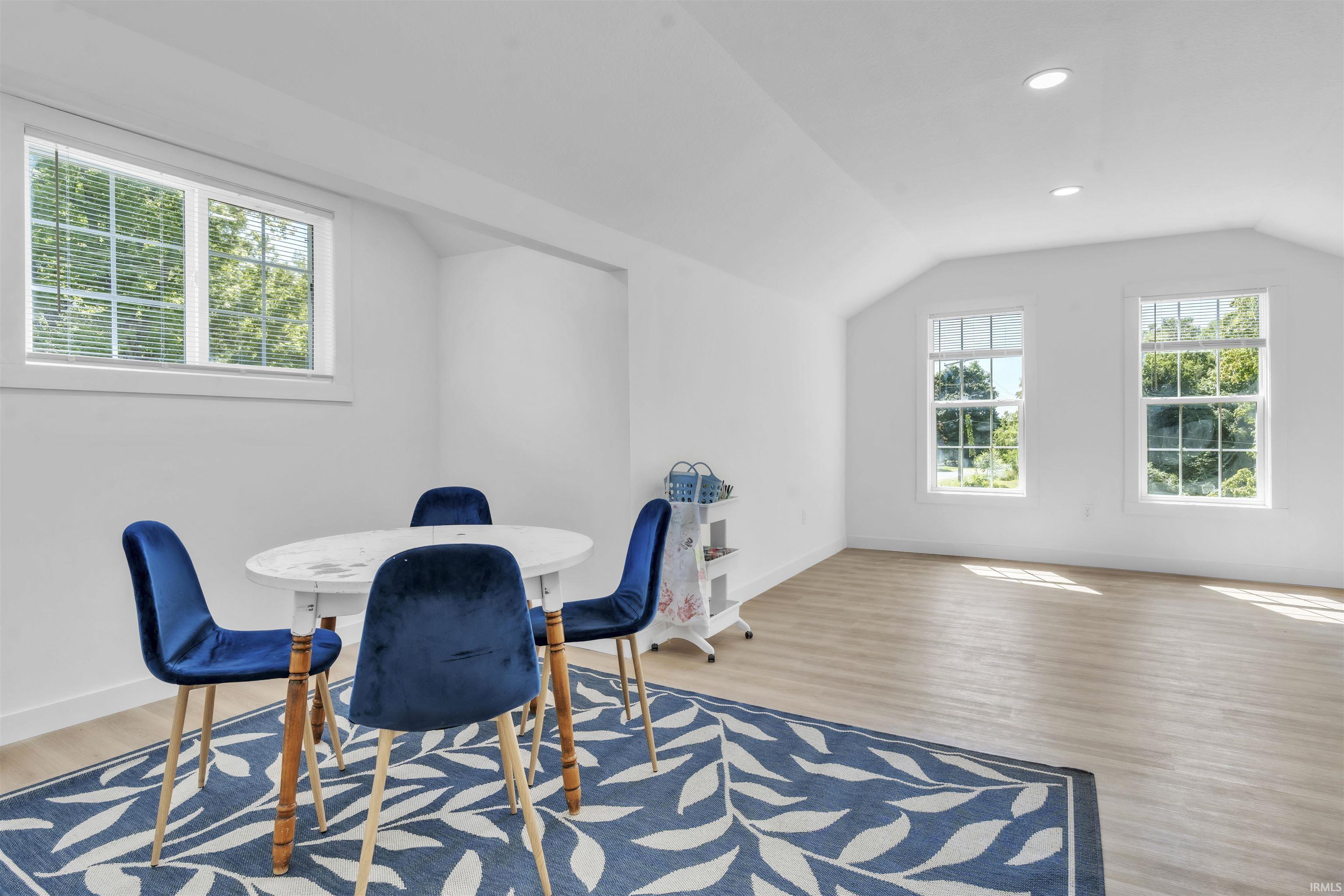 Photo 22 of 808 Johnson Street