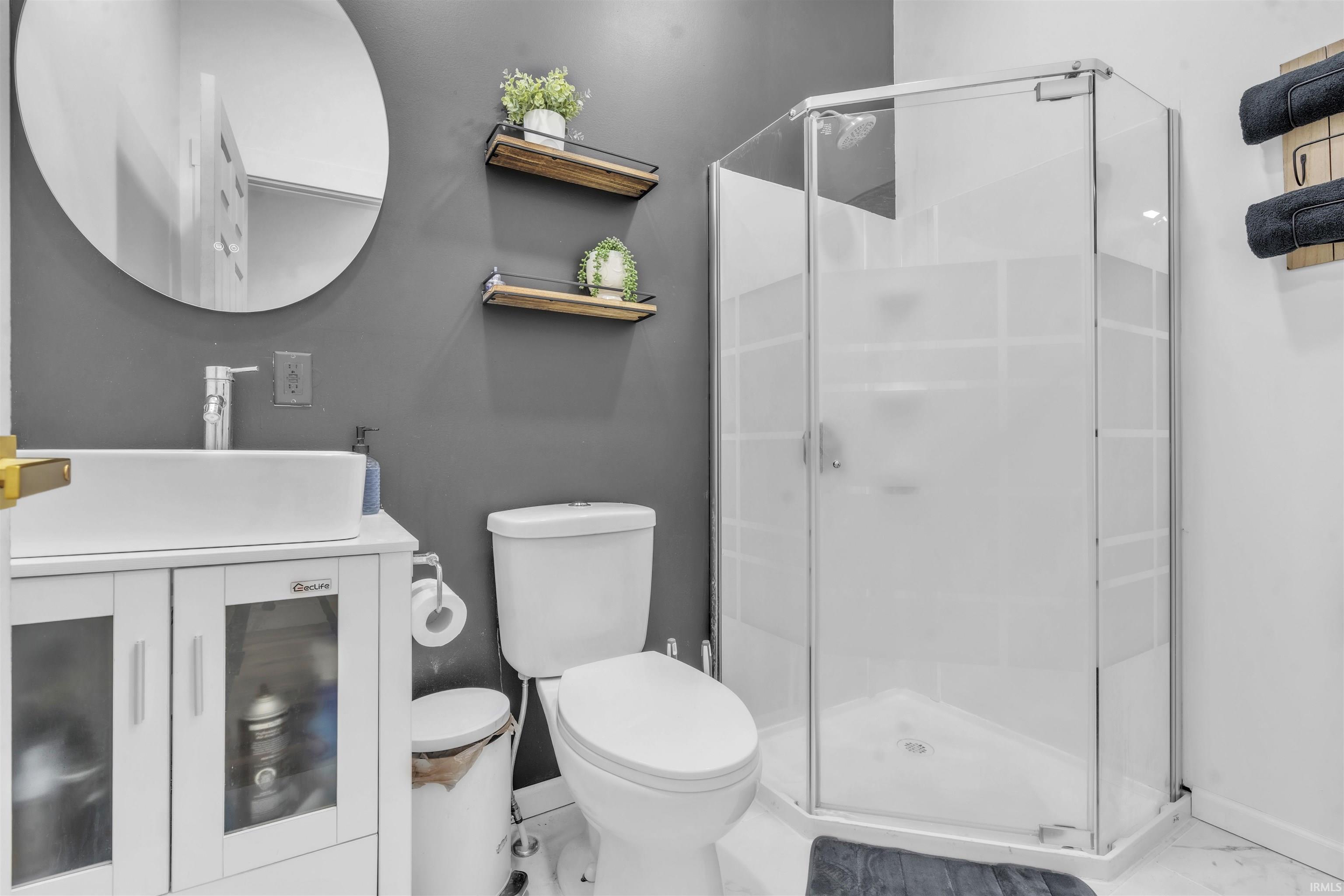 Photo 24 of 808 Johnson Street