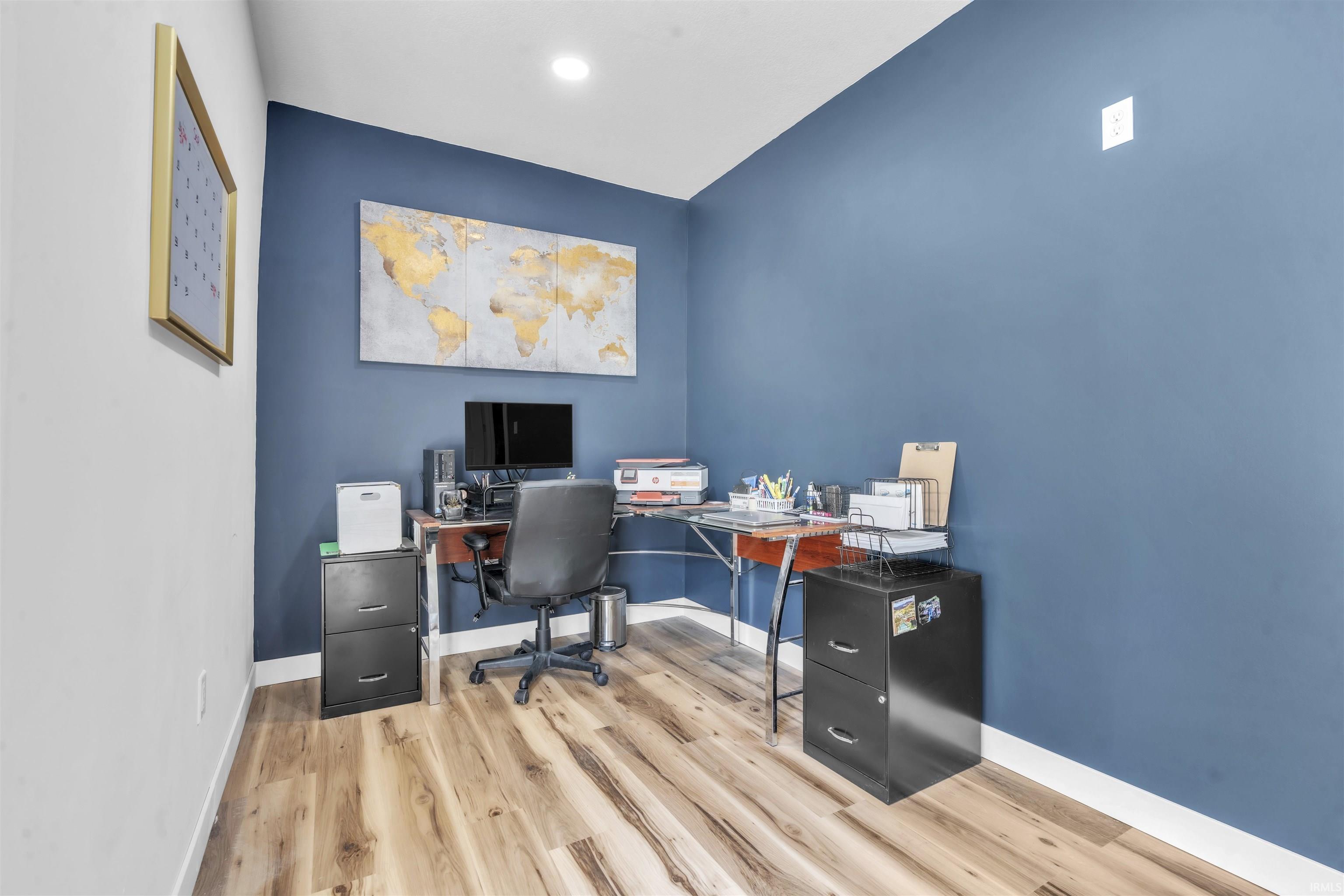 Photo 5 of 808 Johnson Street