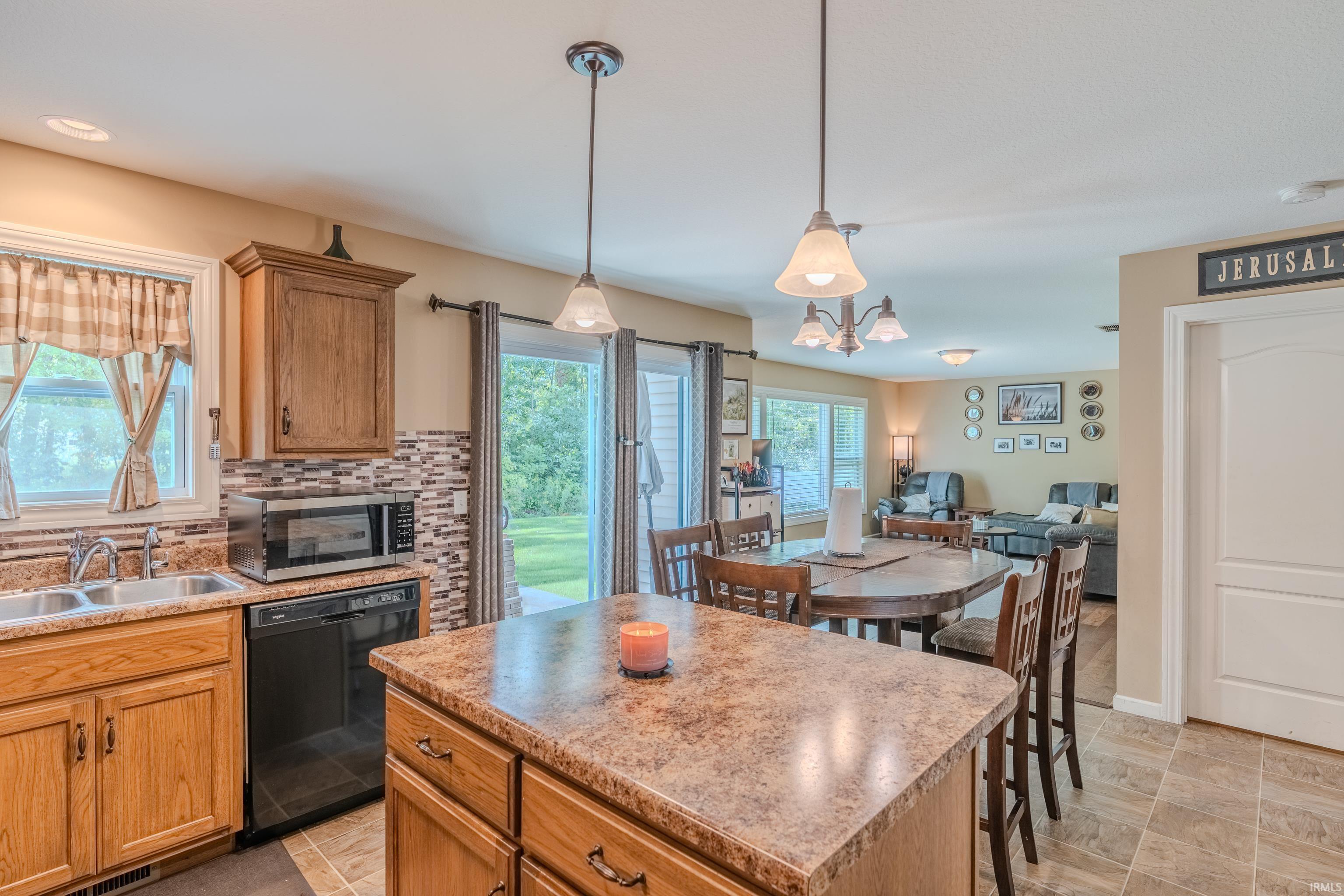 Photo 15 of 2287 Rittenhouse Place