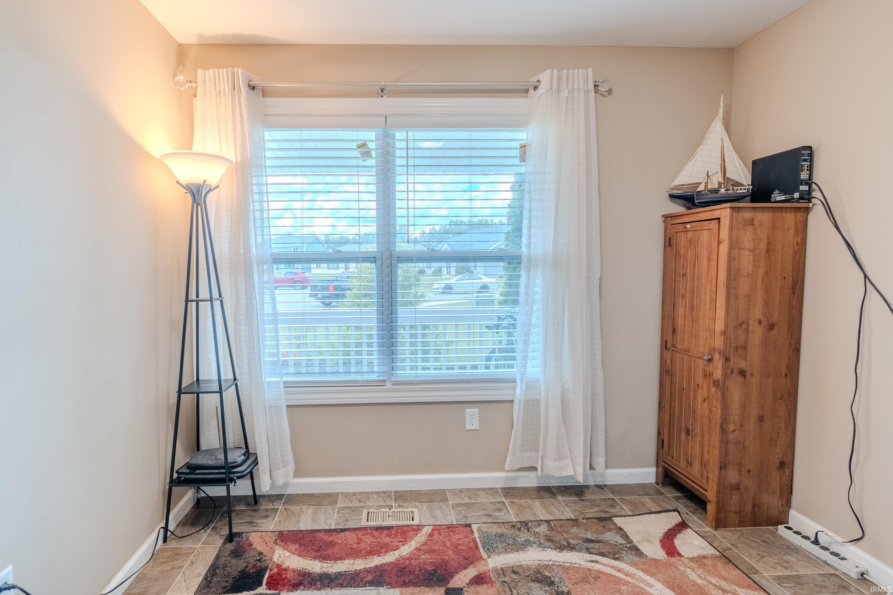 Photo 7 of 2287 Rittenhouse Place