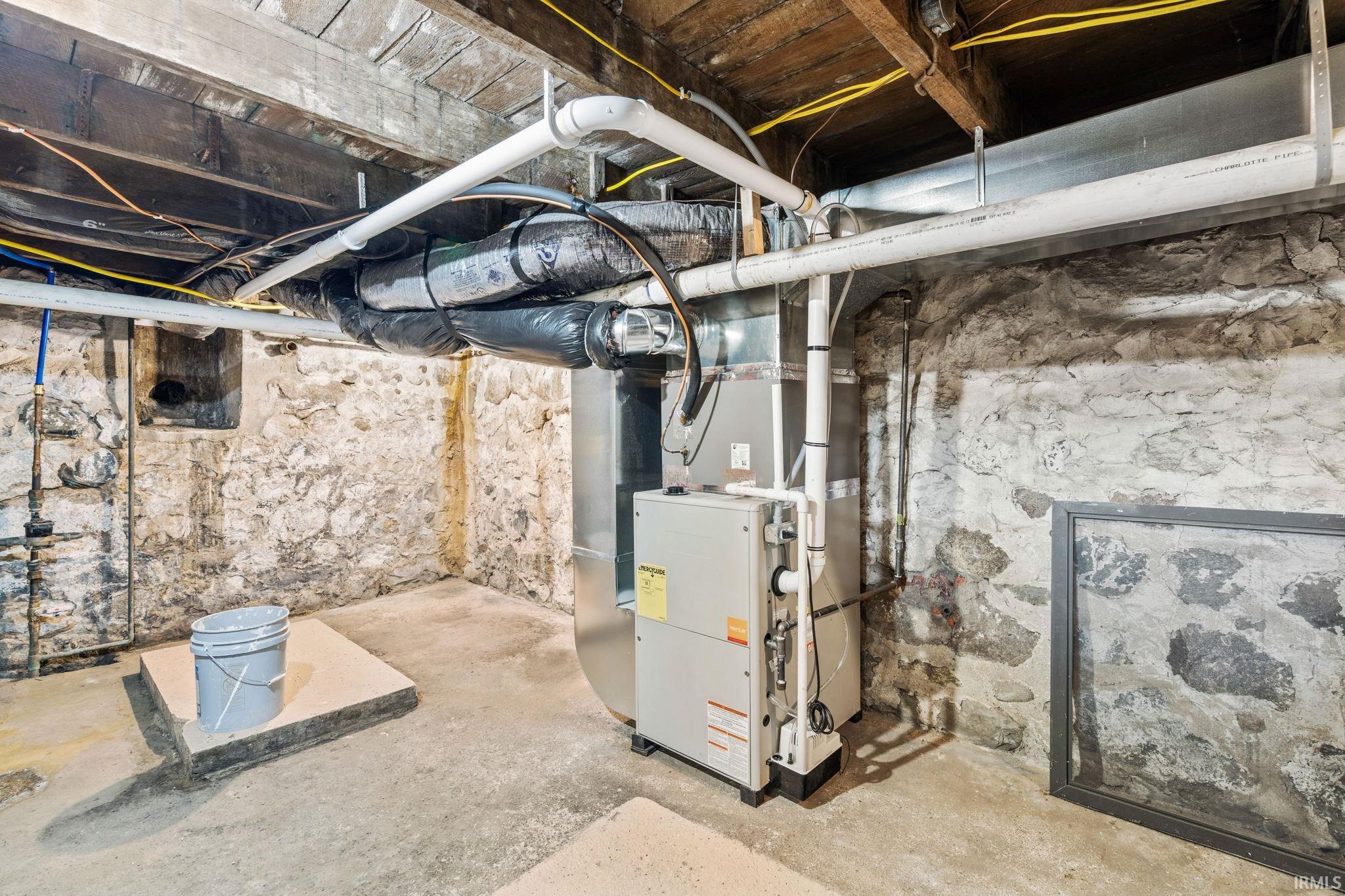 Photo 29 of 205 W Washington Street