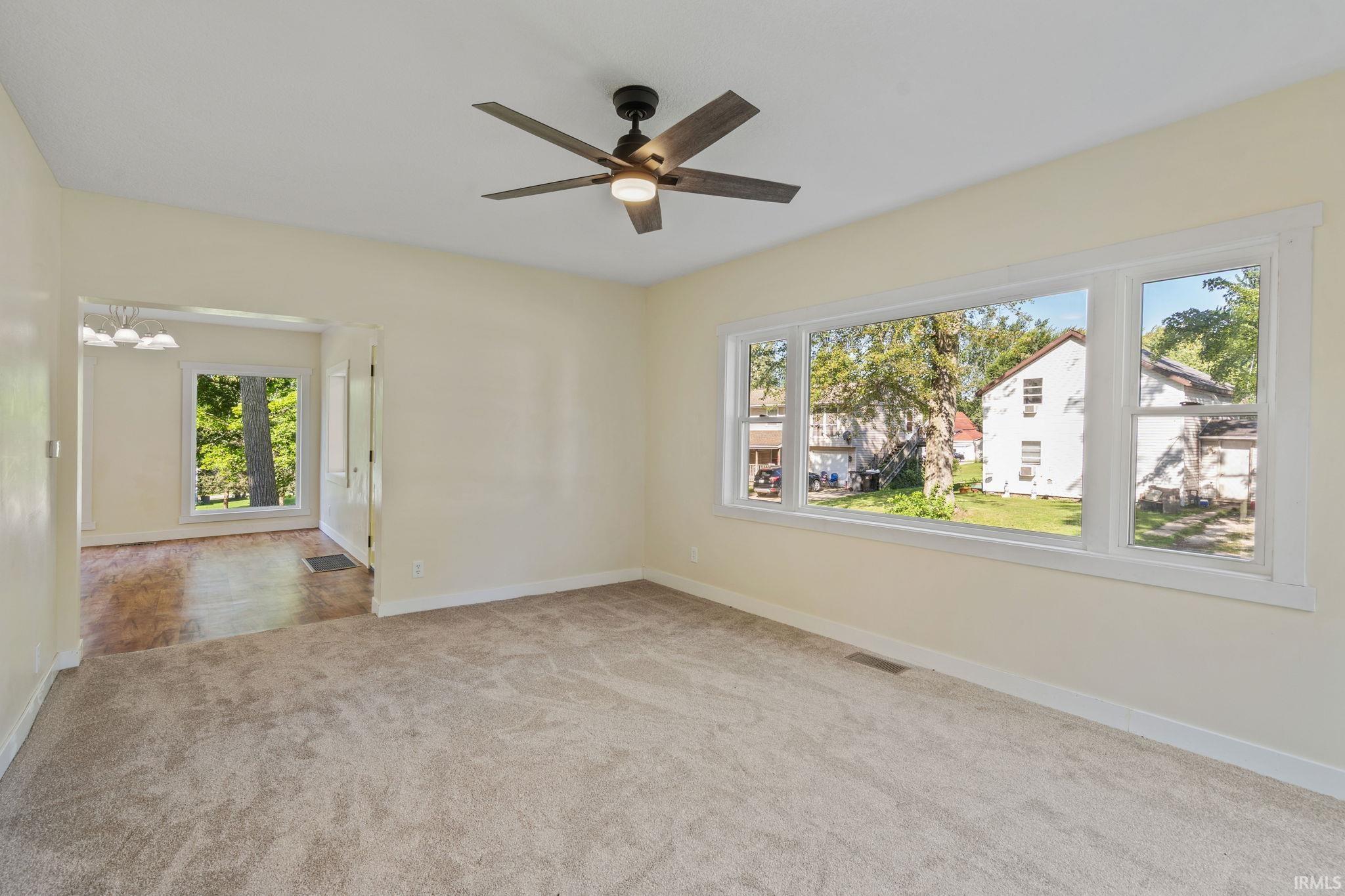 Photo 7 of 205 W Washington Street