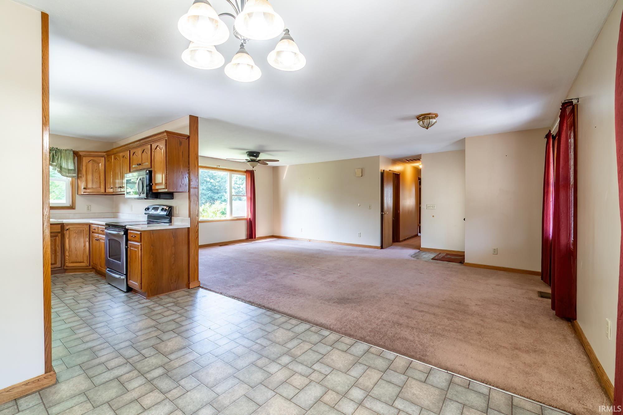 Photo 14 of 9540 E 500 S Road