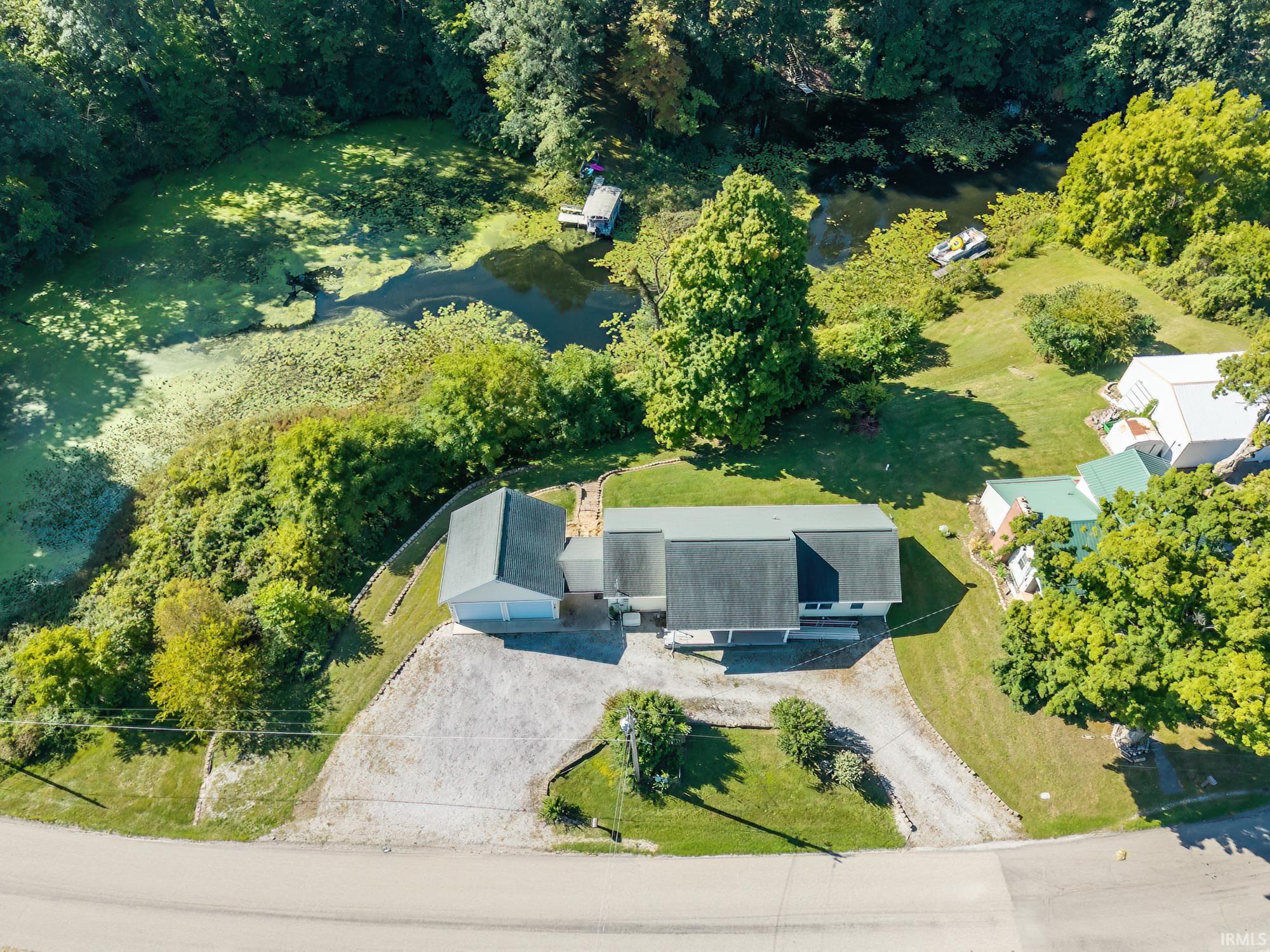 Photo 2 of 9540 E 500 S Road