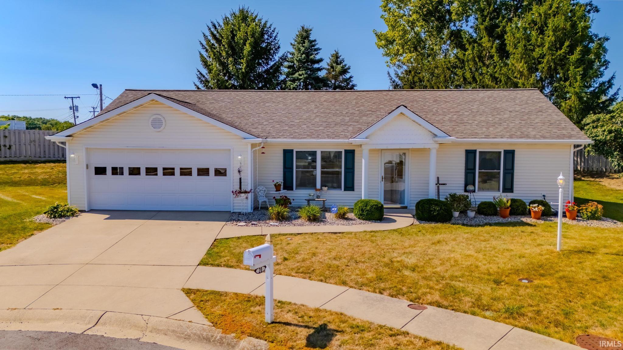 Homes for sale in Gas City, IN | 20 Cobblestone Blvd, Gas City, IN 46933 | MLS# 202536237