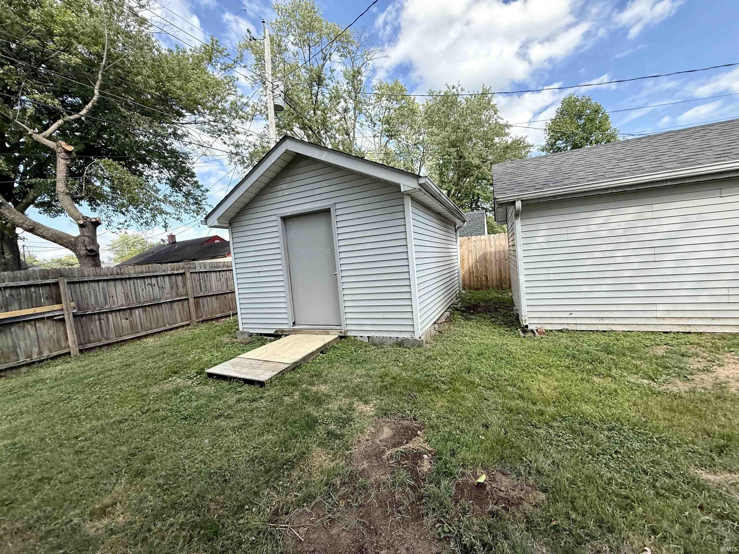 Homes for sale in Lafayette, IN | 2716 Longlois Dr, Lafayette, IN 47904 | MLS# 202536257