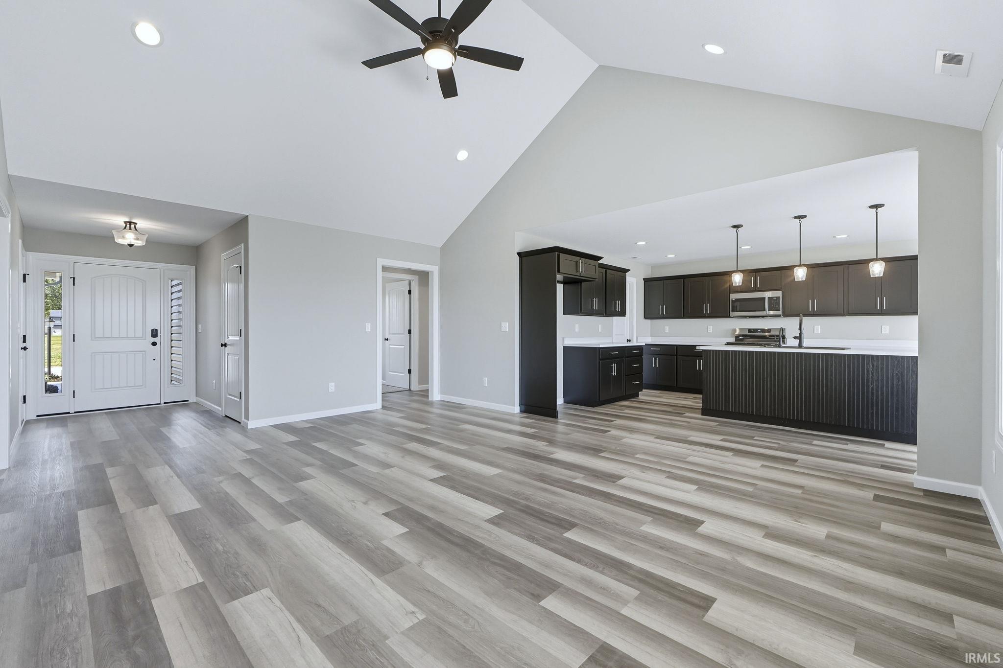 Photo 11 of 840 Zenos Boulevard