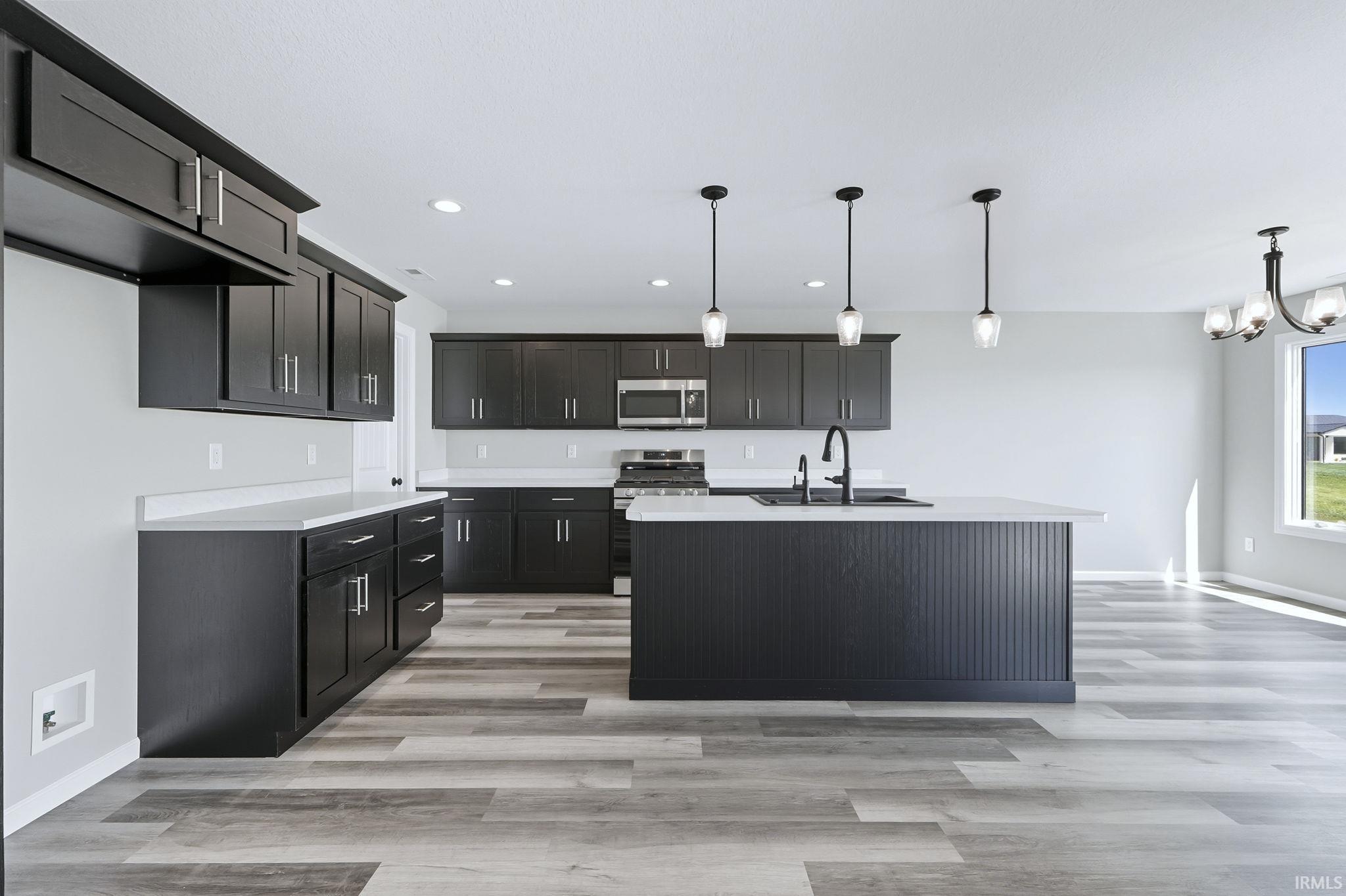 Photo 16 of 840 Zenos Boulevard