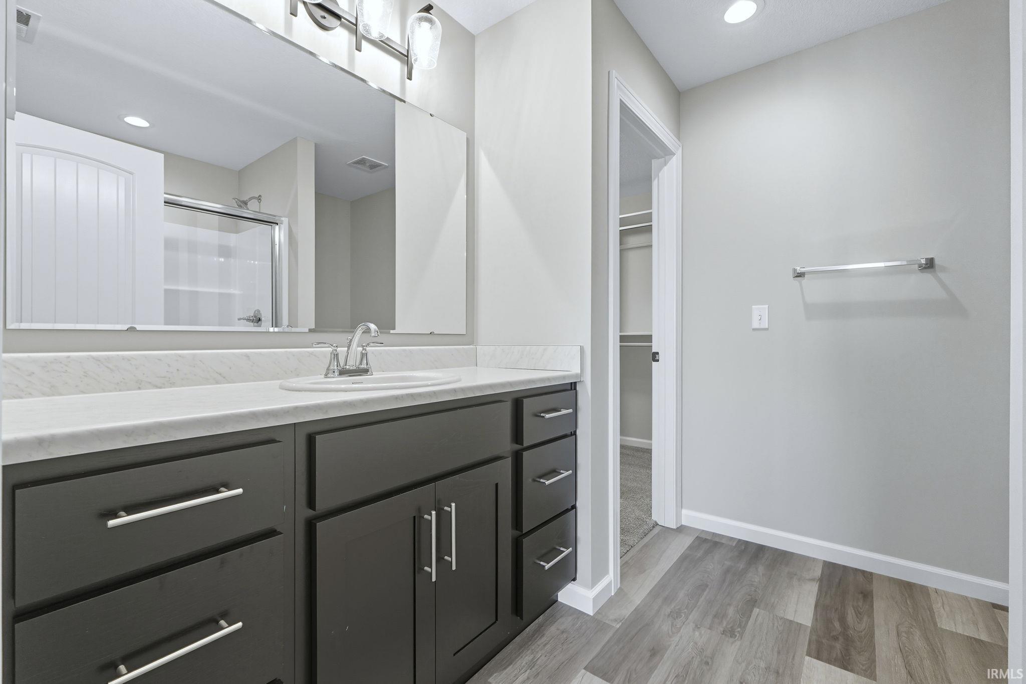 Photo 34 of 840 Zenos Boulevard