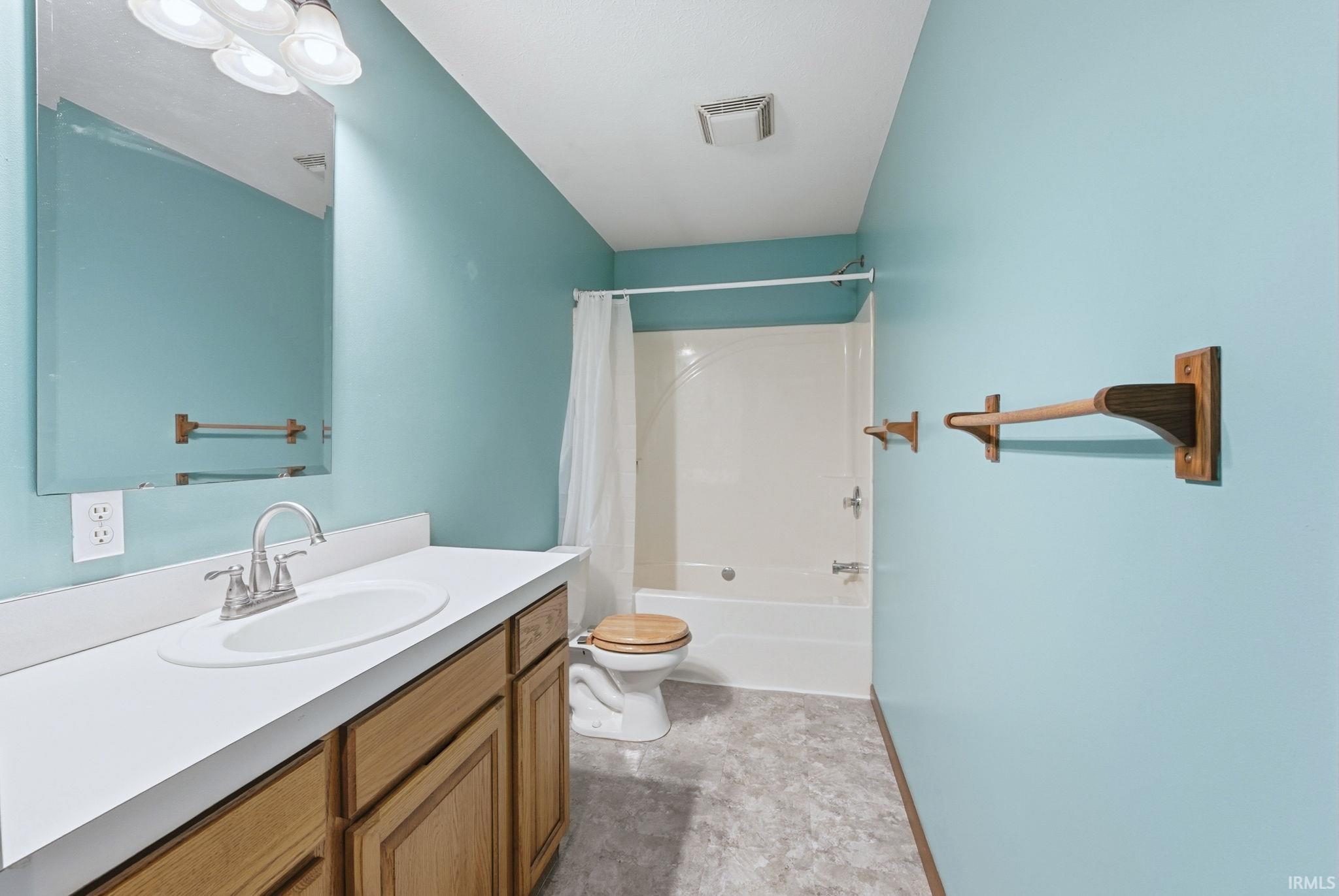 Photo 10 of 19515 Carter Lane