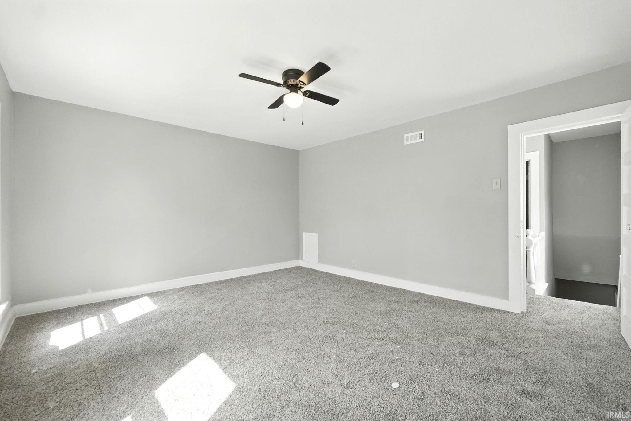 Photo 14 of 2109 Maumee Avenue