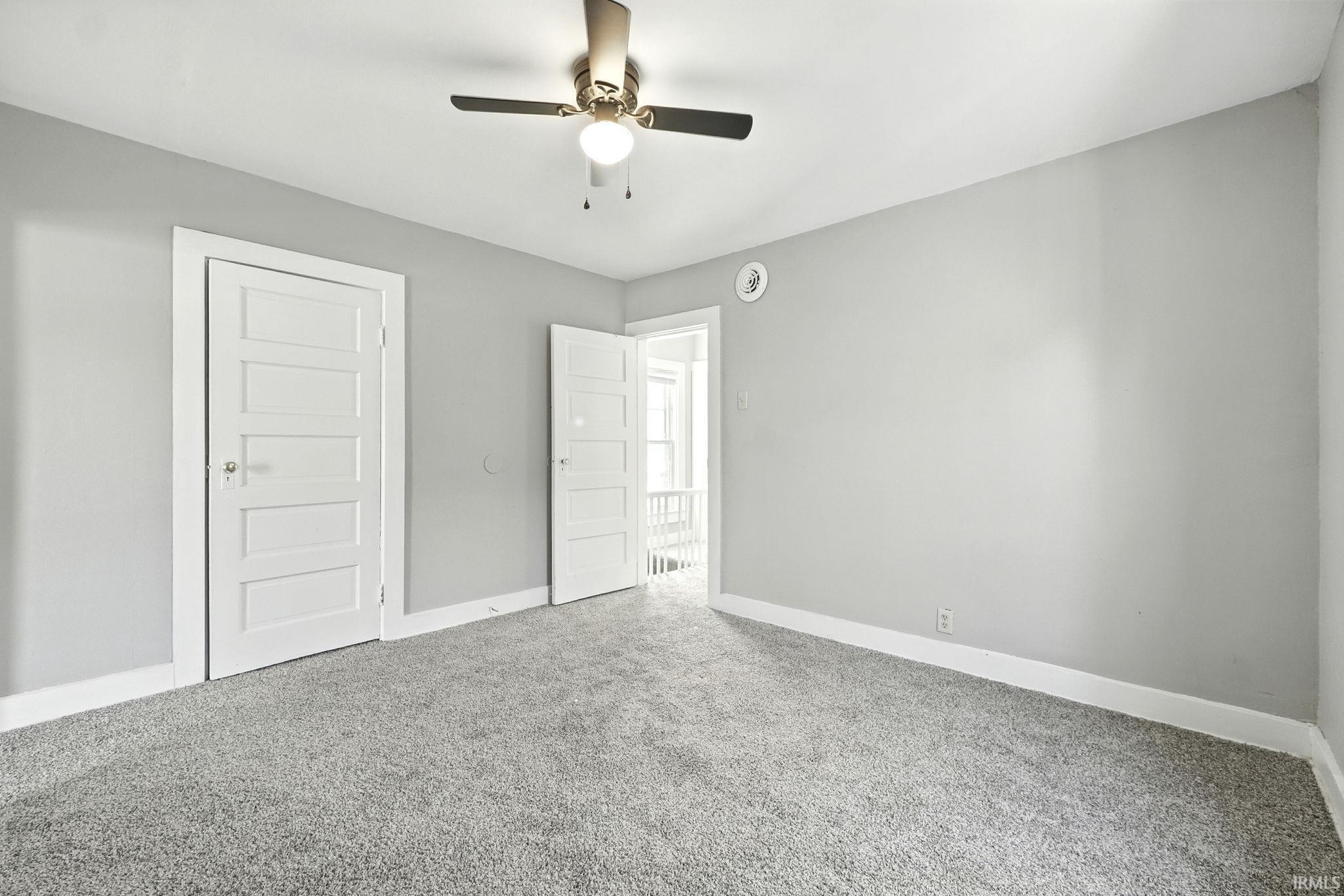 Photo 17 of 2109 Maumee Avenue