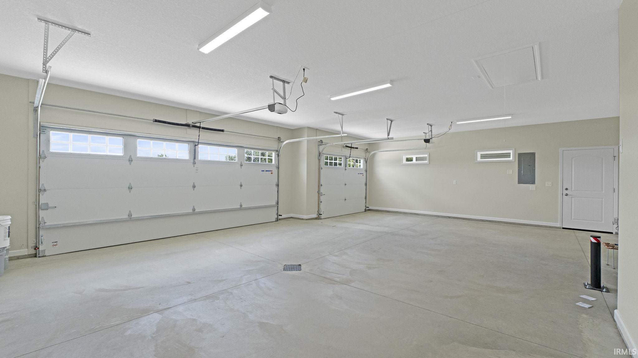 Photo 33 of 8289 Caverango Boulevard