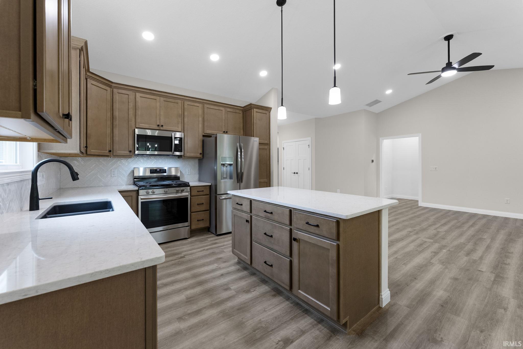 Photo 15 of 8245 Caverango Boulevard