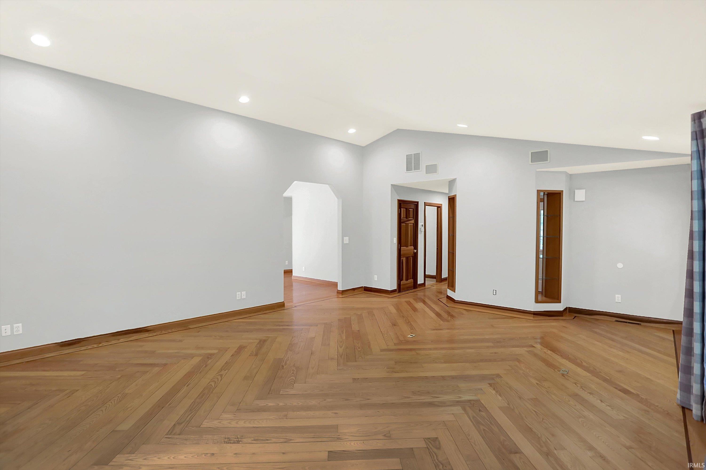 Homes for sale in Bloomington, IN | 5922 W State Road 46, Bloomington, IN 47404 | MLS# 202536659