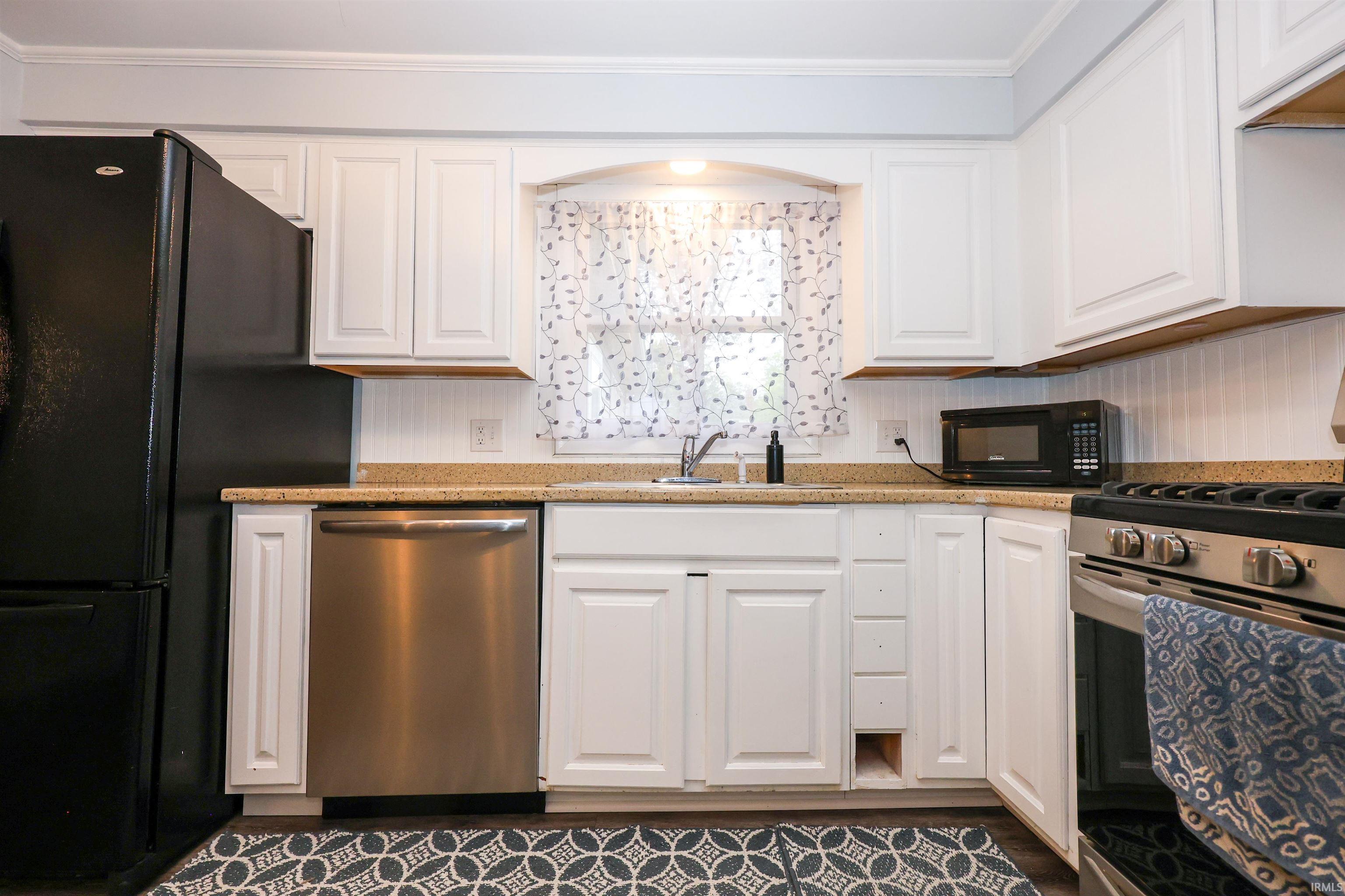 Photo 16 of 7007 Forestwood Drive