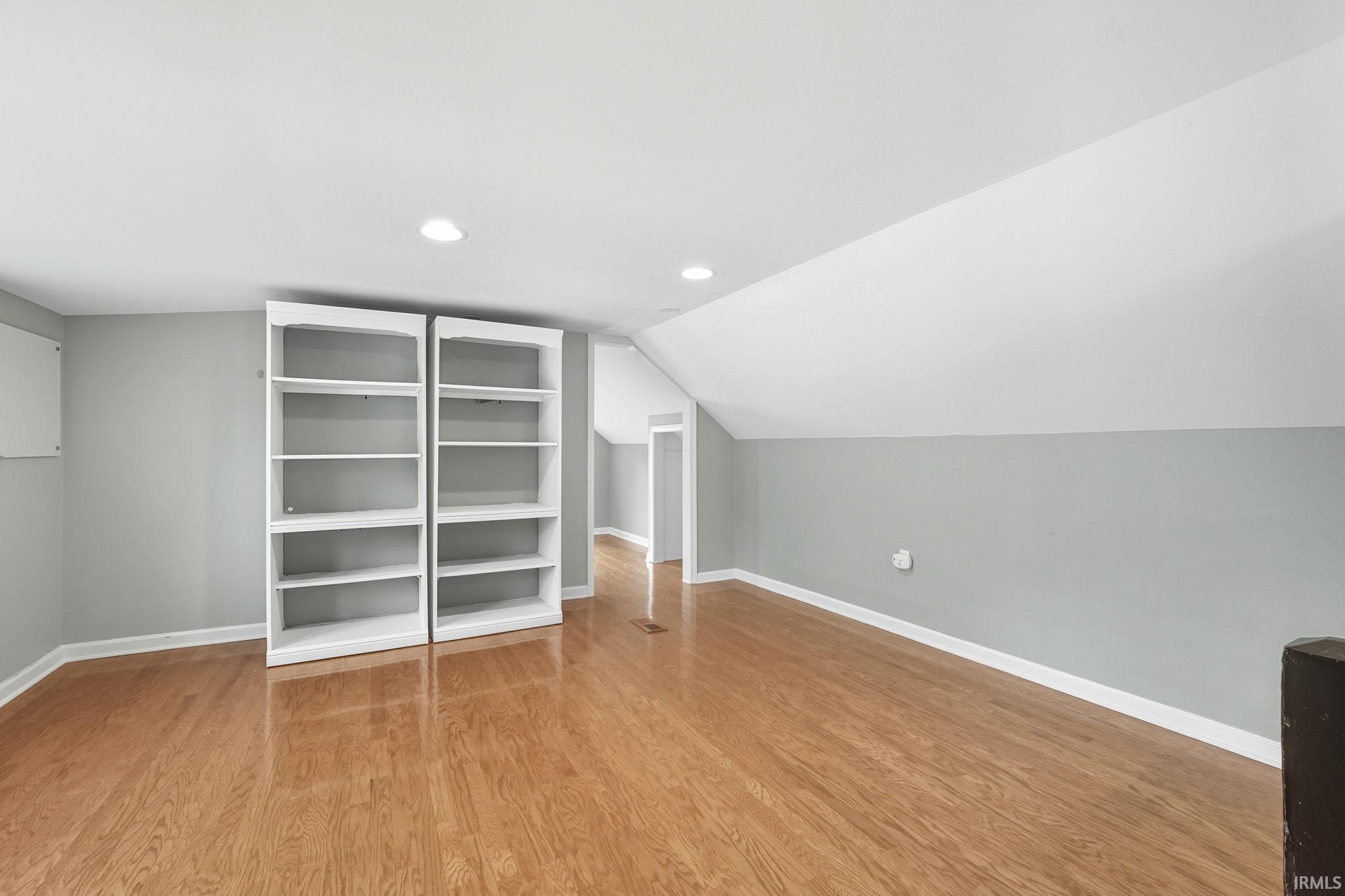 Photo 25 of 4716 Ridgelane Drive