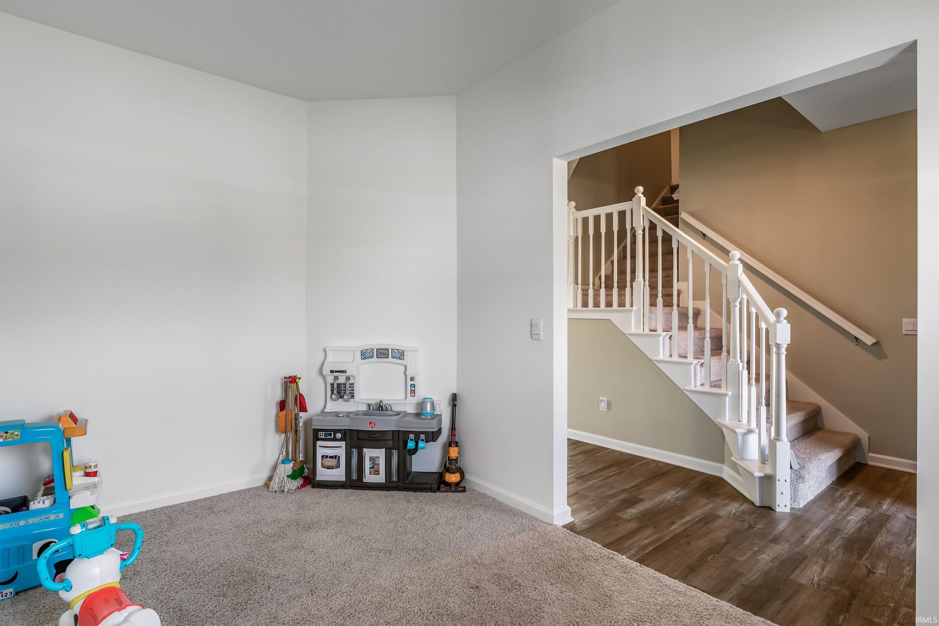 Photo 9 of 4533 Hammock Drive