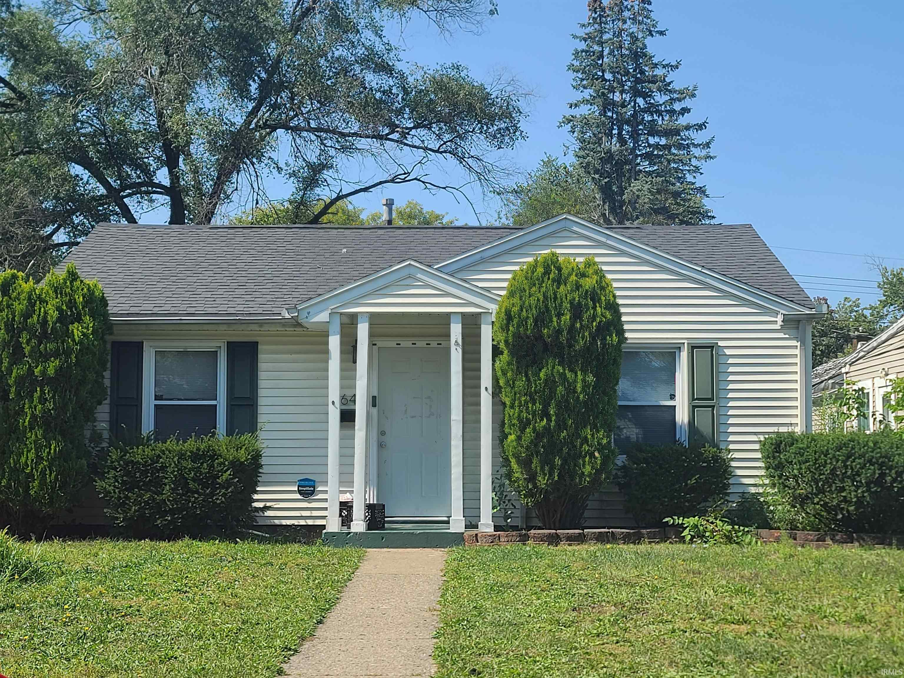 Homes for sale in South Bend, IN | 1645 N Adams St, South Bend, IN 46628 | MLS# 202536805