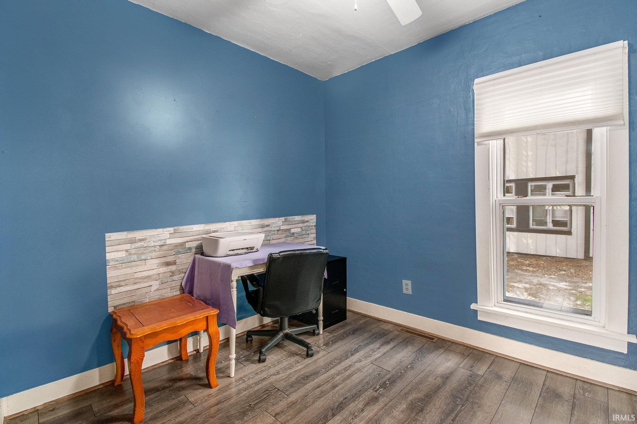 Photo 11 of 317 E Waterford Street