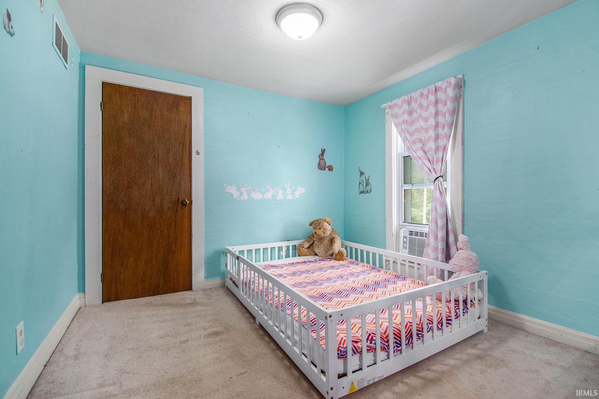 Photo 18 of 317 E Waterford Street