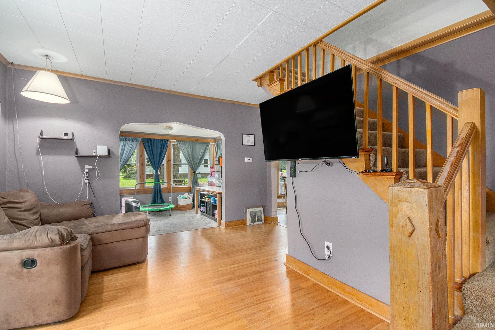 Photo 4 of 317 E Waterford Street