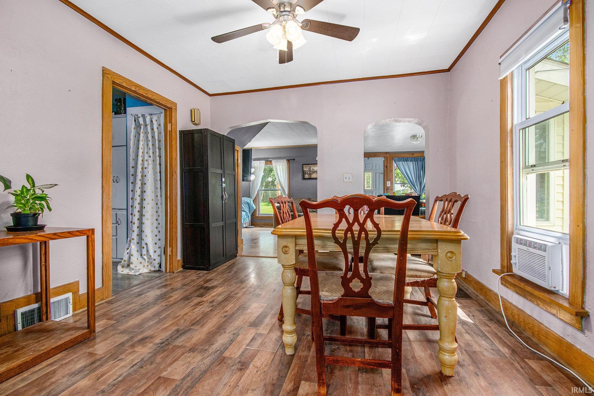 Photo 6 of 317 E Waterford Street