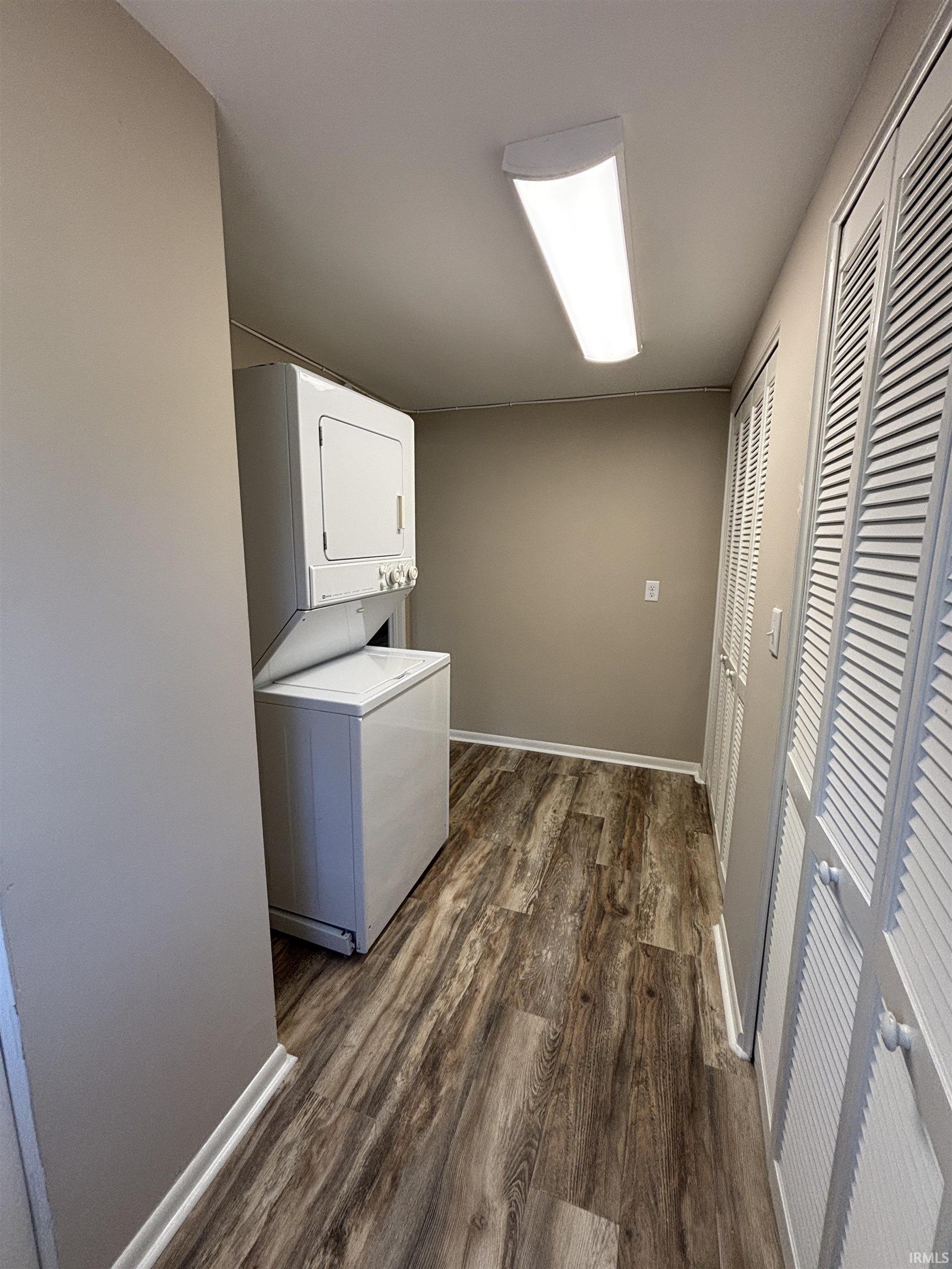 Photo 7 of 13542 Fairview Drive