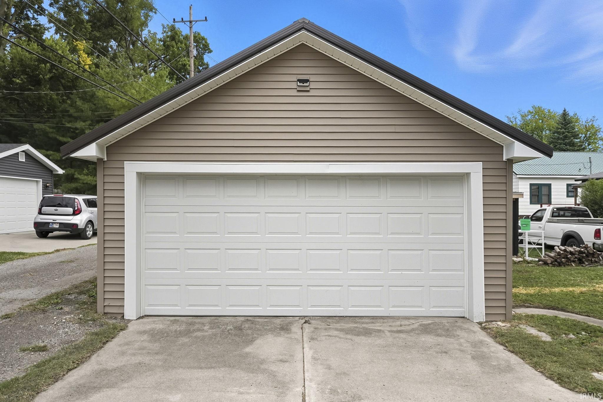 Homes for sale in Wabash, IN | 492 W Maple St, Wabash, IN 46992 | MLS# 202536980